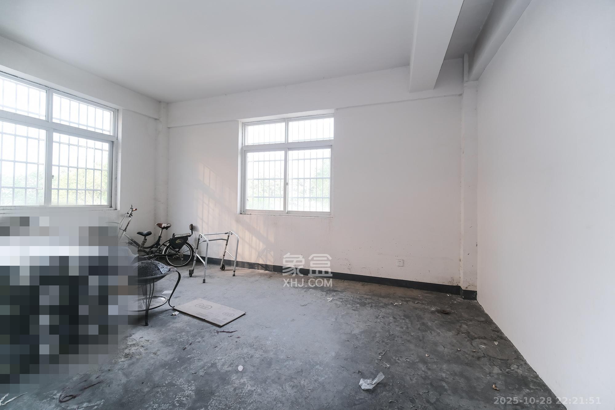 金鹰机电大市场  1室0厅0卫    65.0万其他