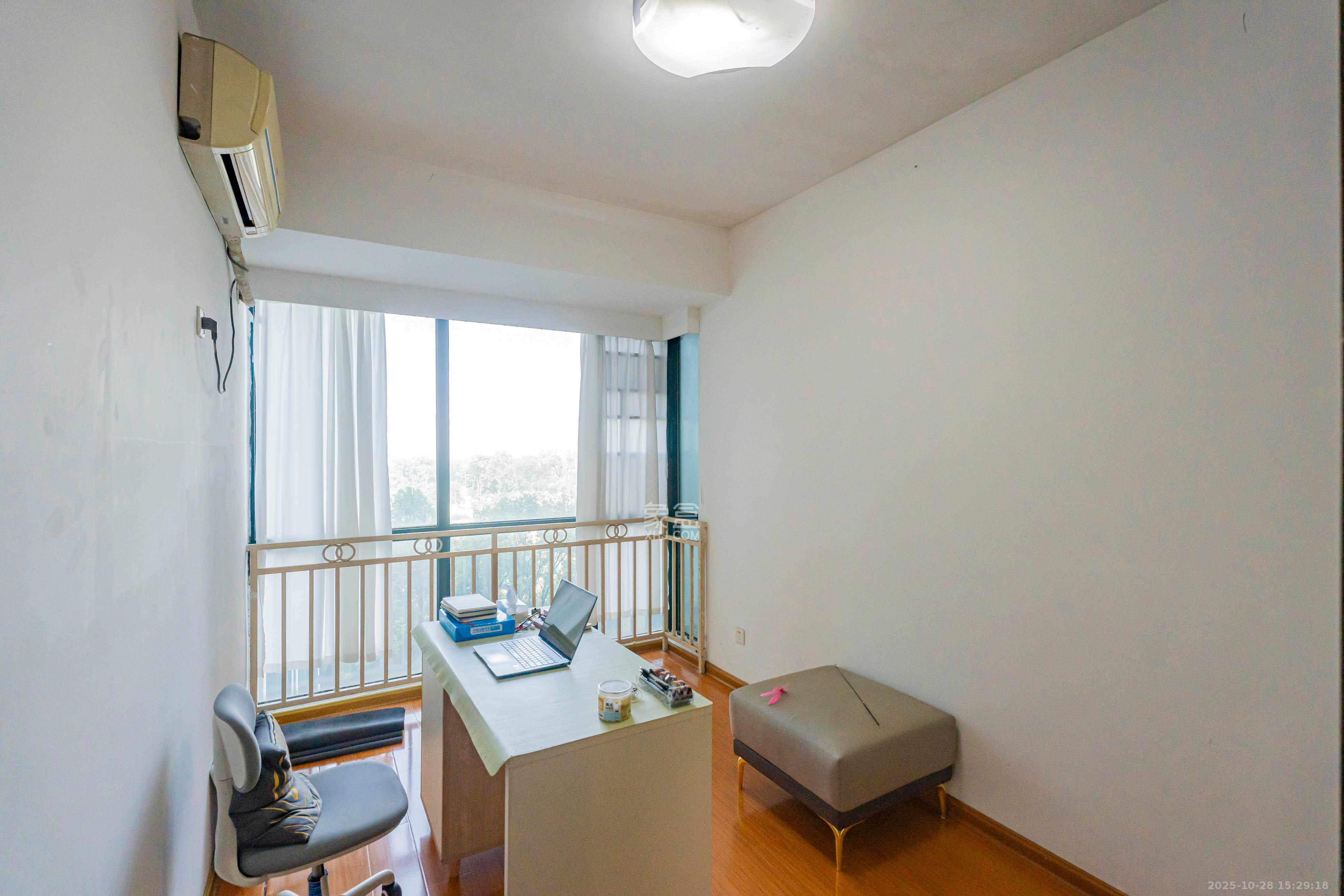 华盛新外滩 2室1厅1卫 106.0万 华盛新外滩 2室1厅1卫 106.0万卧室