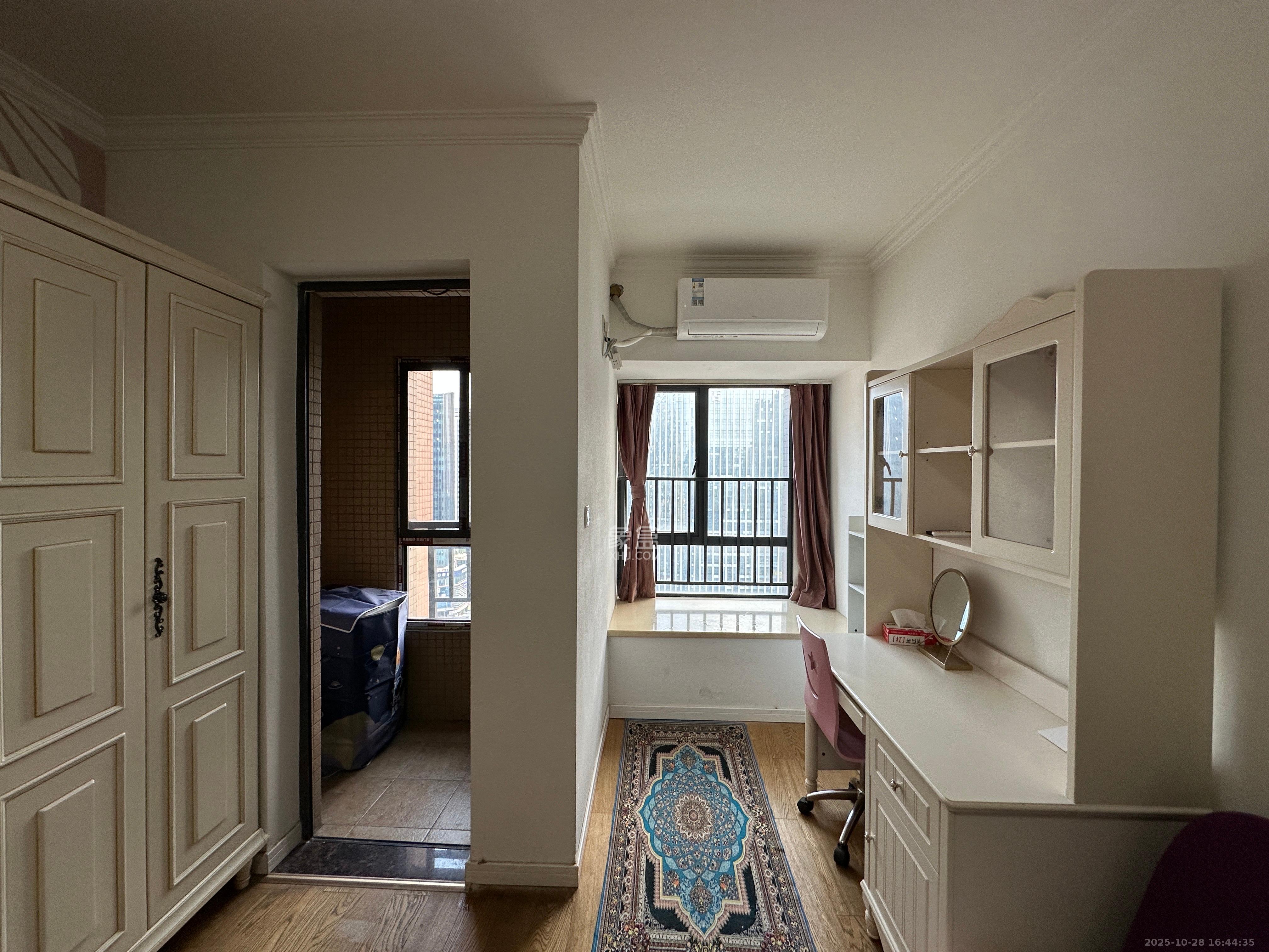 香樟兰亭(朗峰苑)  1室1厅1卫    1300.0元/月 香樟兰亭(朗峰苑)  1室1厅1卫    1300.0元/月室内图