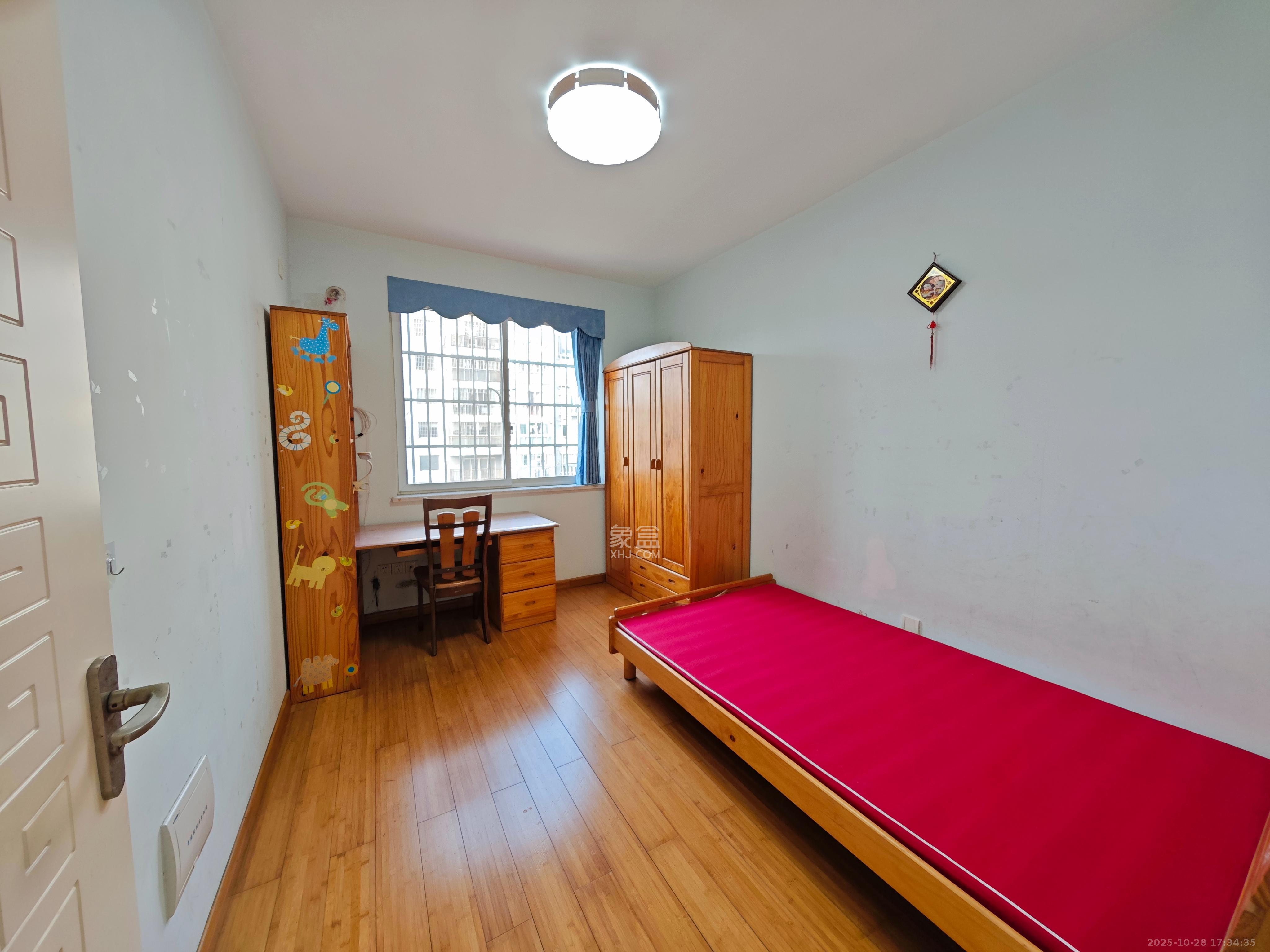 柠檬丽都  3室2厅2卫    2800.0元/月室内图