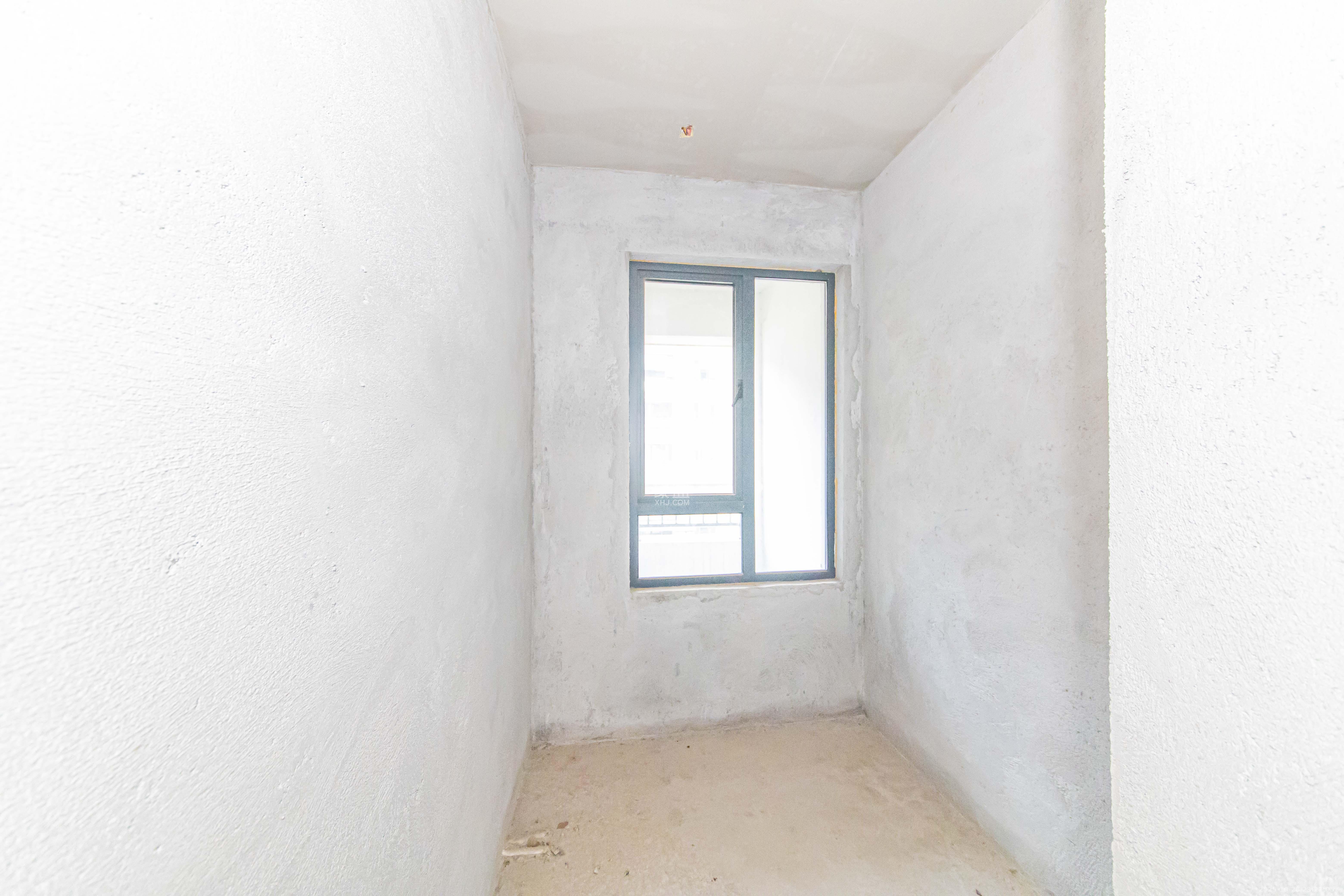 和泓融成府  3室2厅1卫    132.0万 和泓融成府  3室2厅1卫    132.0万卧室