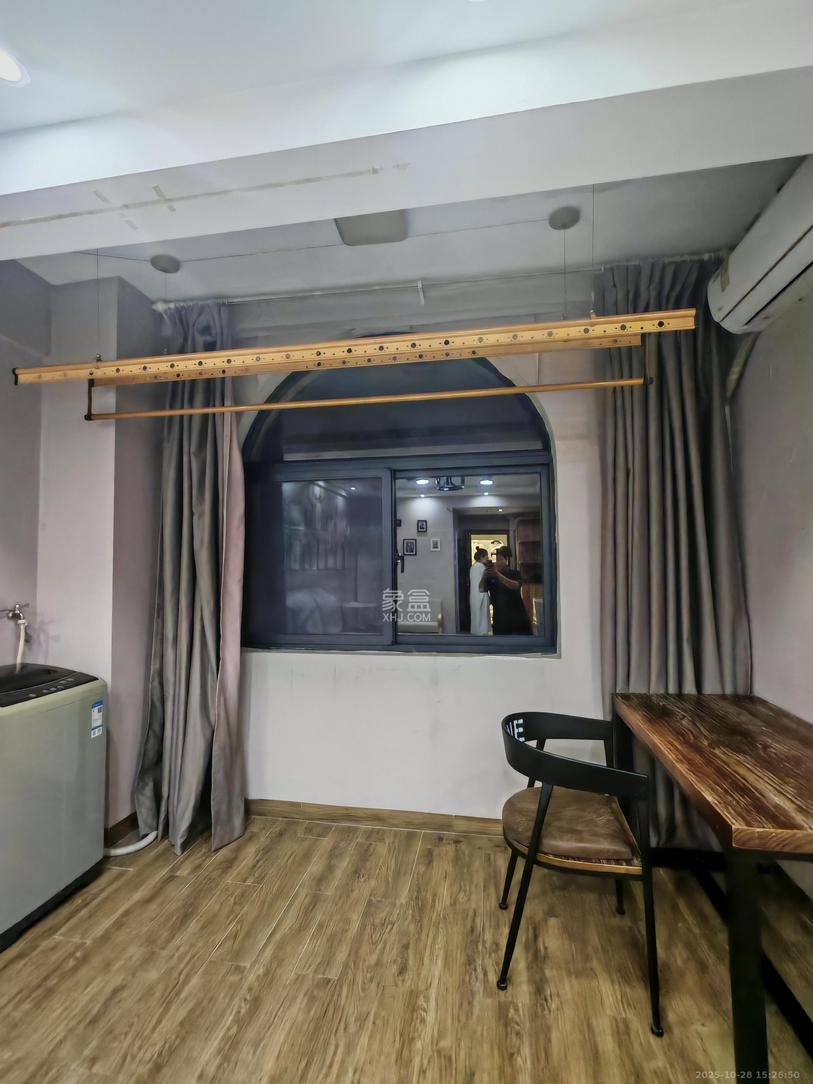 阳光锦城  1室1厅1卫    1700.0元/月 阳光锦城  1室1厅1卫    1700.0元/月室内图