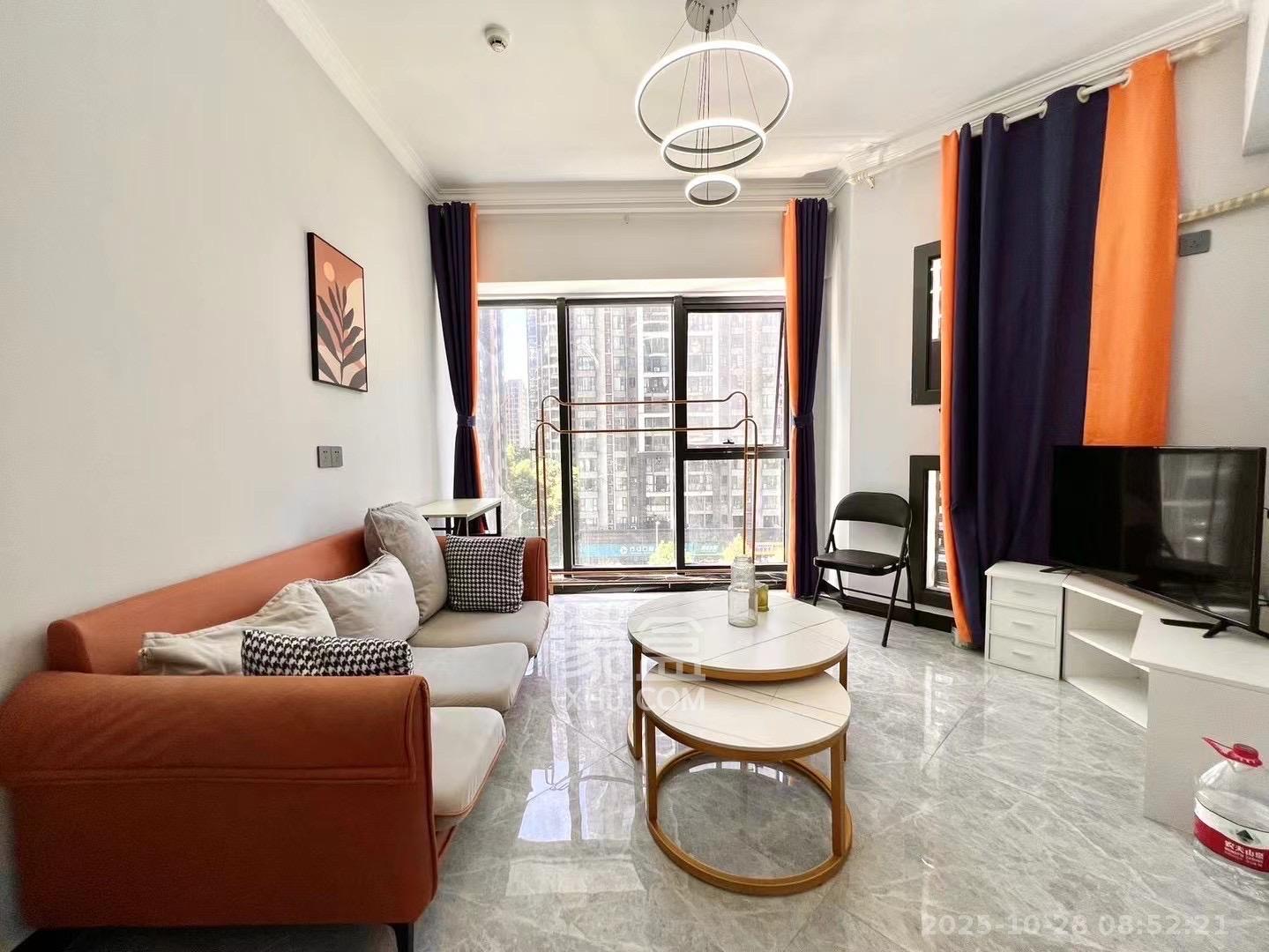 青年才郡(盈安大厦)  1室0厅0卫    2100.0元/月 青年才郡(盈安大厦)  1室0厅0卫    2100.0元/月室内图1