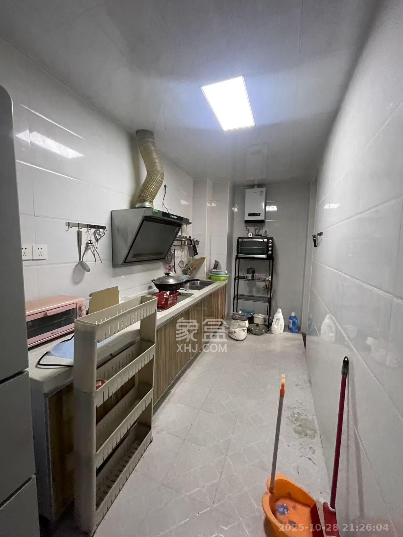 北辰三角洲E6区  3室2厅1卫    3300.0元/月 北辰三角洲E6区  3室2厅1卫    3300.0元/月室内图