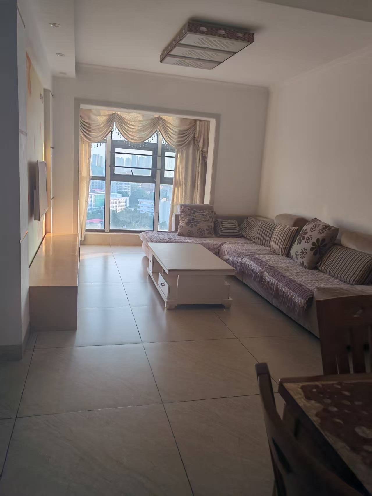 中元湘江翰林  2室2厅1卫    1400.0元/月室内图