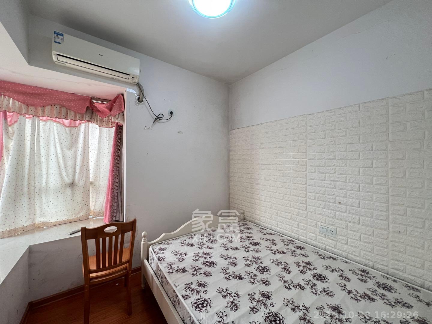 莱茵城  2室2厅1卫    1900.0元/月 莱茵城  2室2厅1卫    1900.0元/月室内图