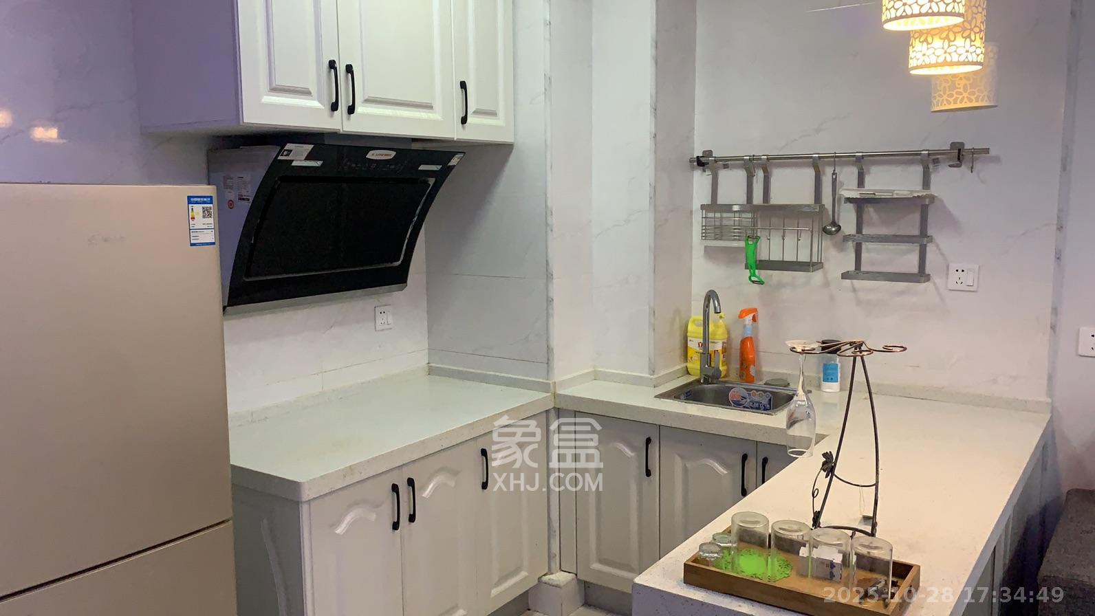 中建芙蓉嘉苑  1室1厅1卫    1400.0元/月 中建芙蓉嘉苑  1室1厅1卫    1400.0元/月室内图