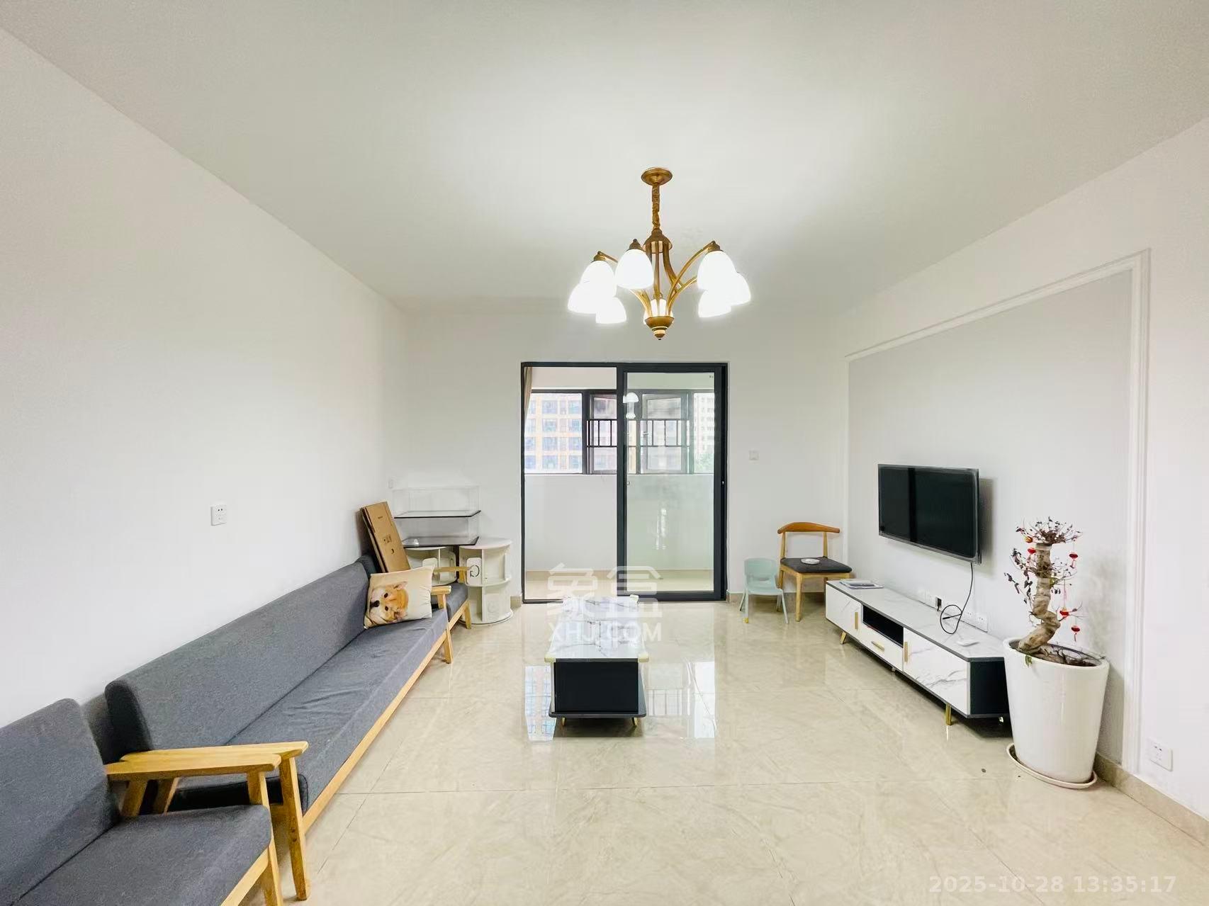 吉泰园安置小区  3室2厅2卫    2700.0元/月