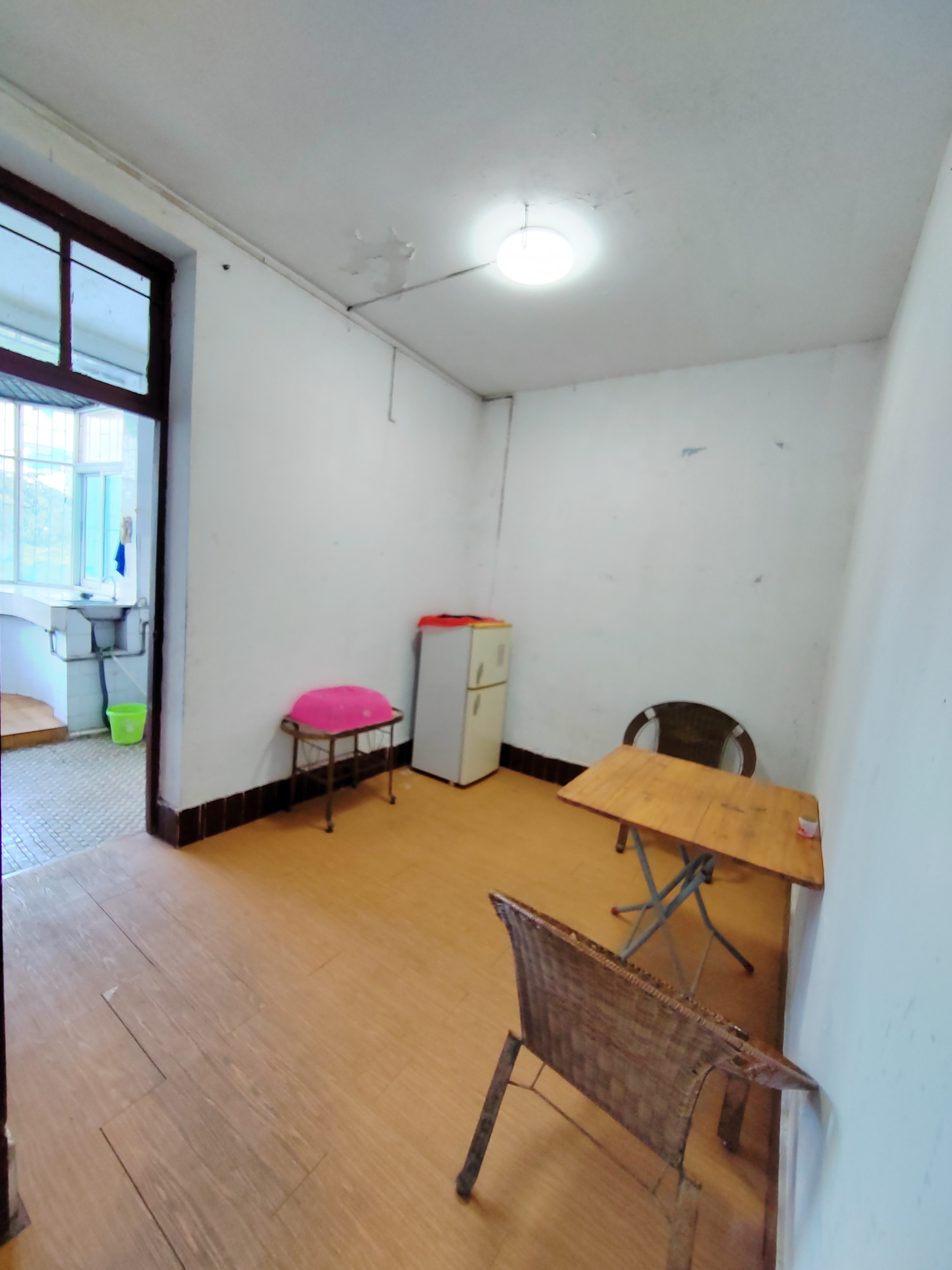 省民主大院 2室1厅1卫 1600.0元/月 省民主大院 2室1厅1卫 1600.0元/月室内图