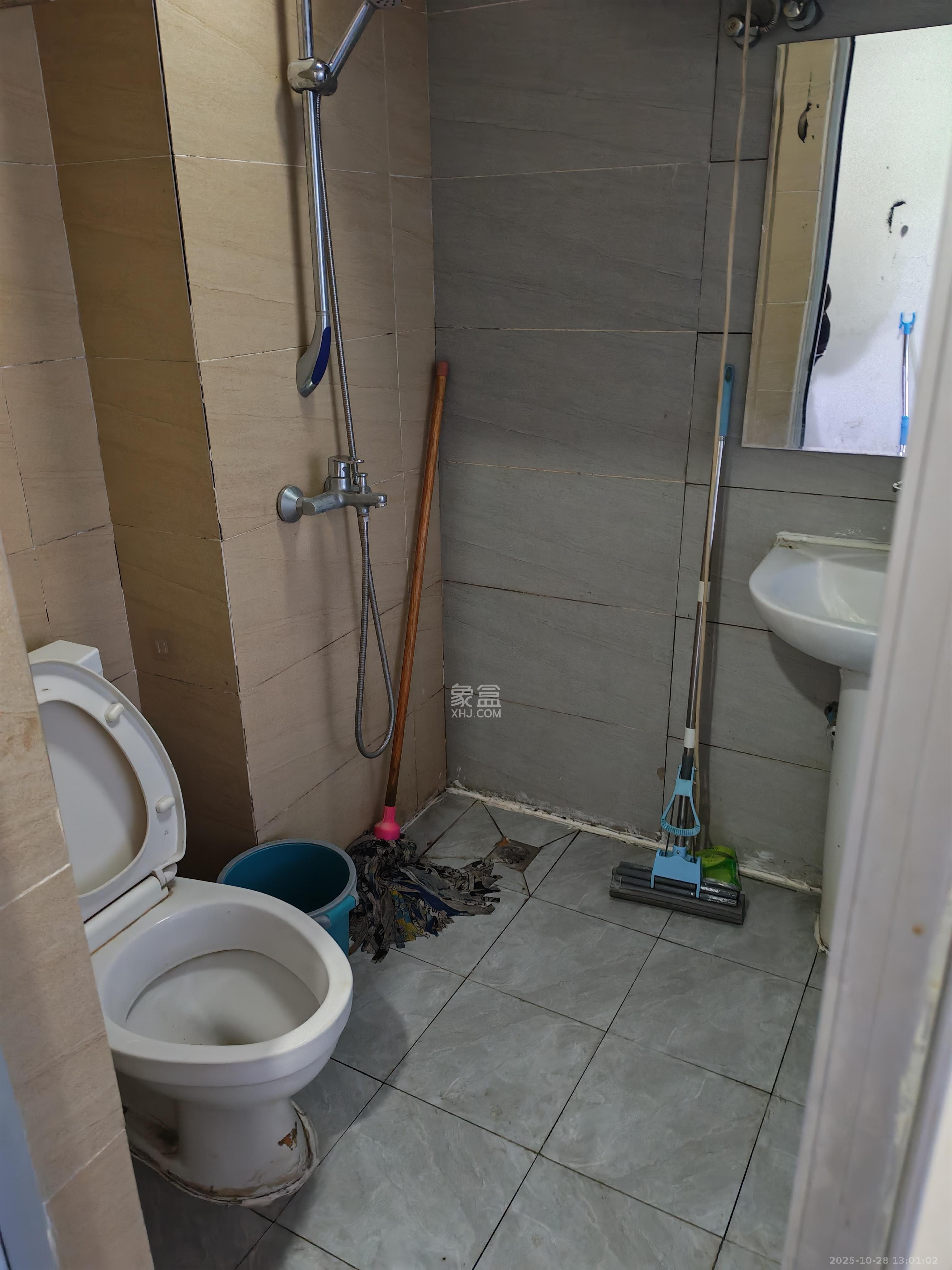 长盛上东区  1室1厅1卫    1400.0元/月室内图