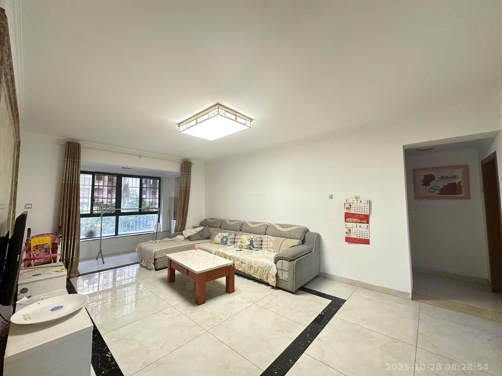 东岸梅园小区 3室2厅2卫 2300.0元/月 东岸梅园小区 3室2厅2卫 2300.0元/月室内图