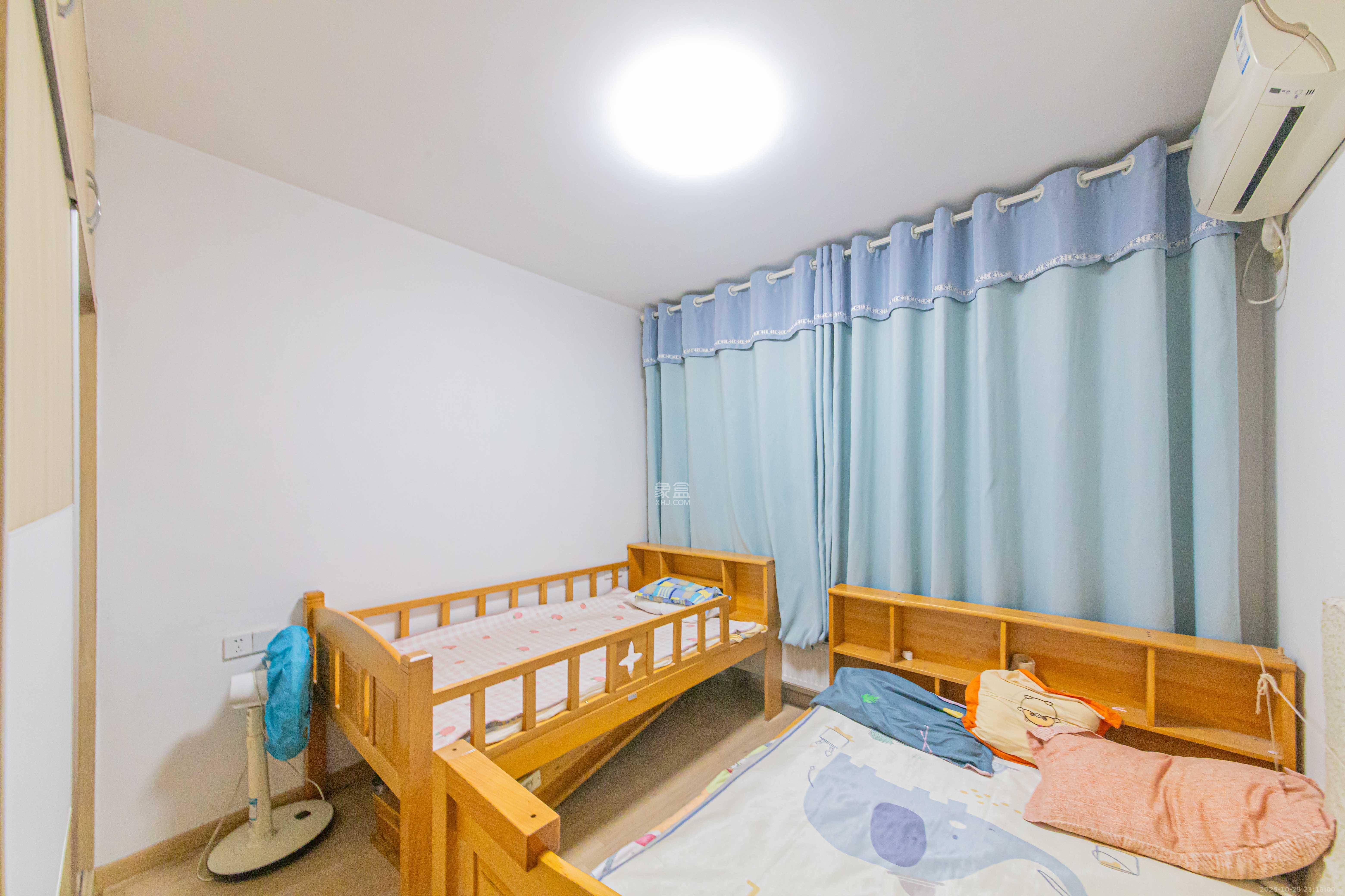 中建芙蓉嘉苑  4室2厅1卫    110.0万卧室