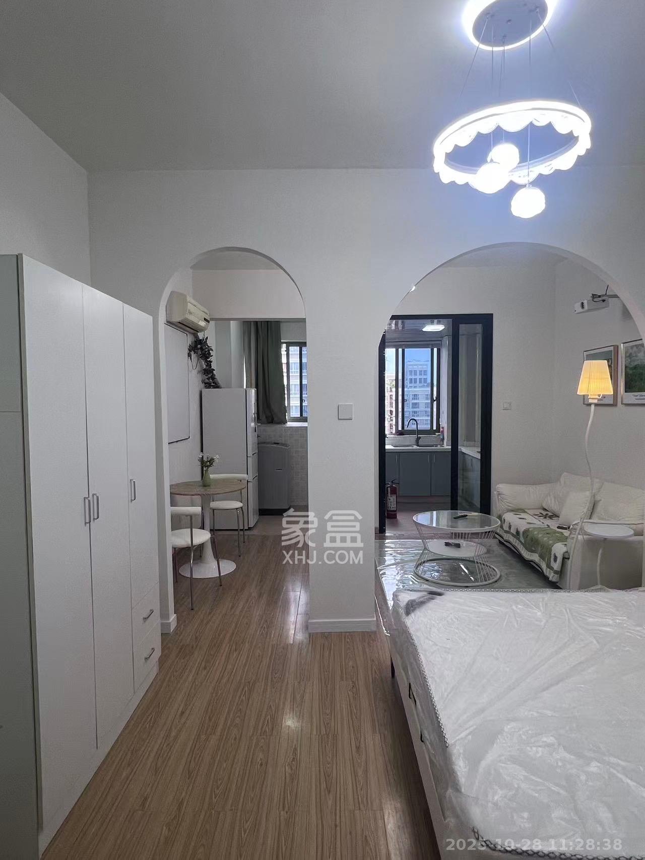 汇达国际公馆（汇达大厦）  1室1厅1卫    2000.0元/月室内图