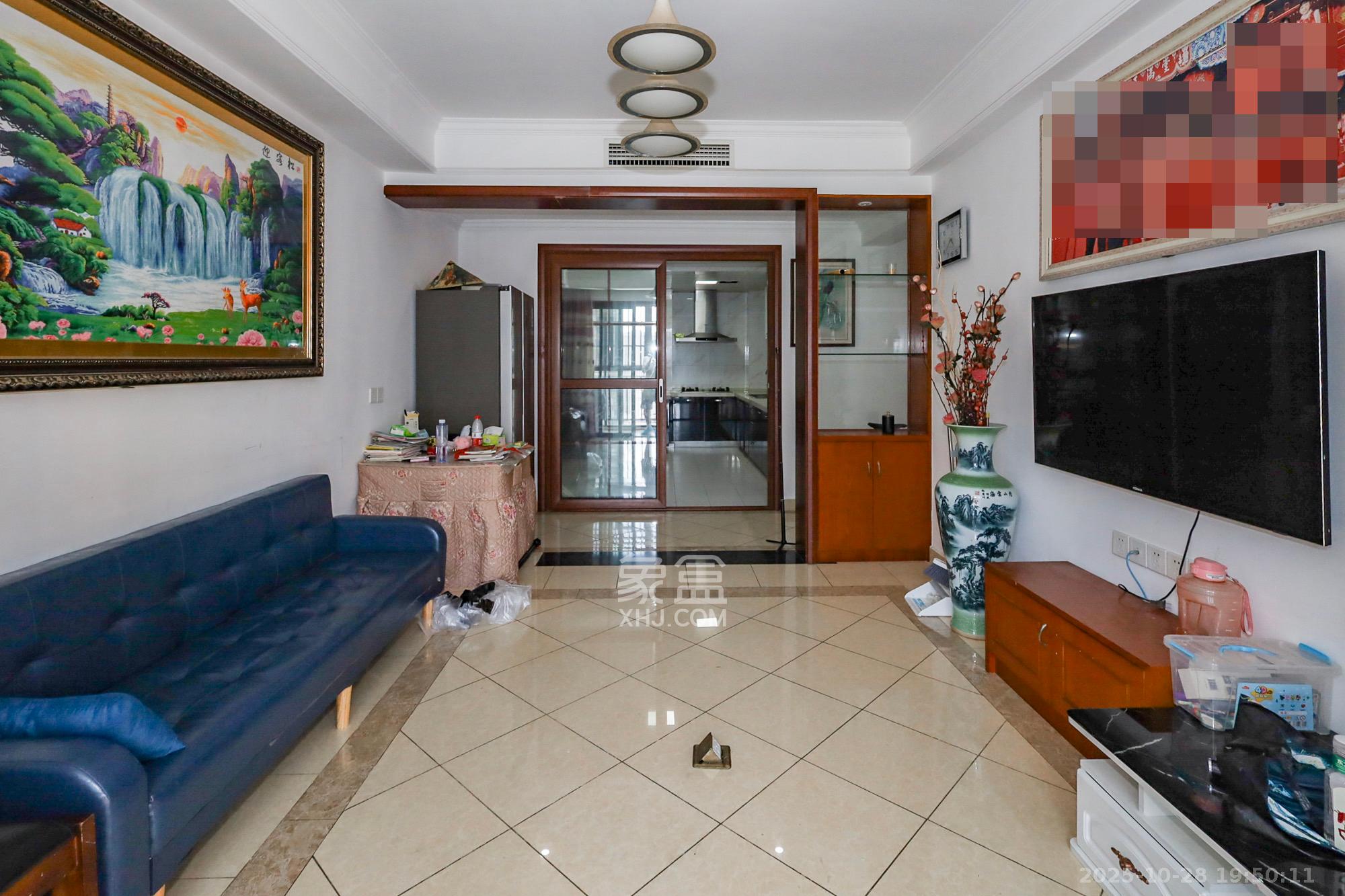 钰龙天下二期(钰龙佳园)  3室2厅1卫    3000.0元/月 钰龙天下二期(钰龙佳园)  3室2厅1卫    3000.0元/月室内图