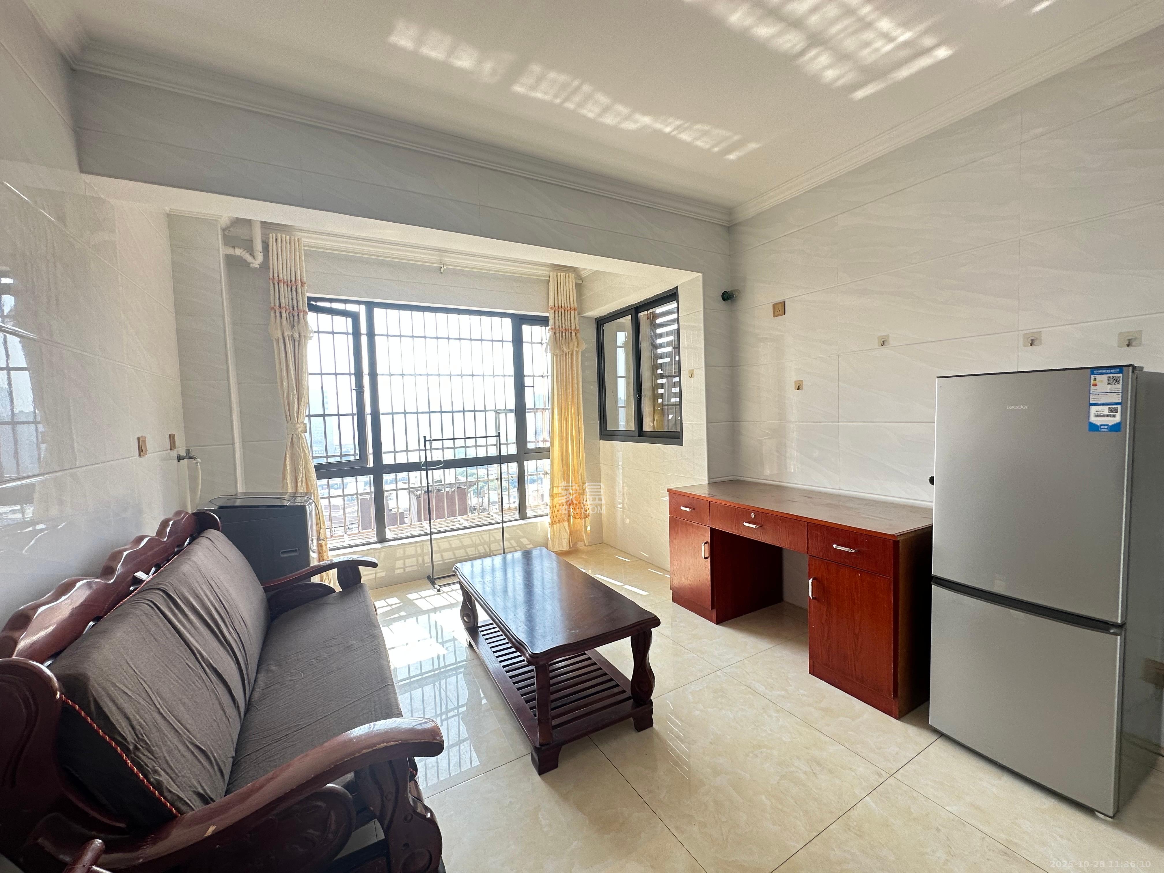 东宜兰园 1室1厅1卫 1200.0元/月 东宜兰园 1室1厅1卫 1200.0元/月室内图