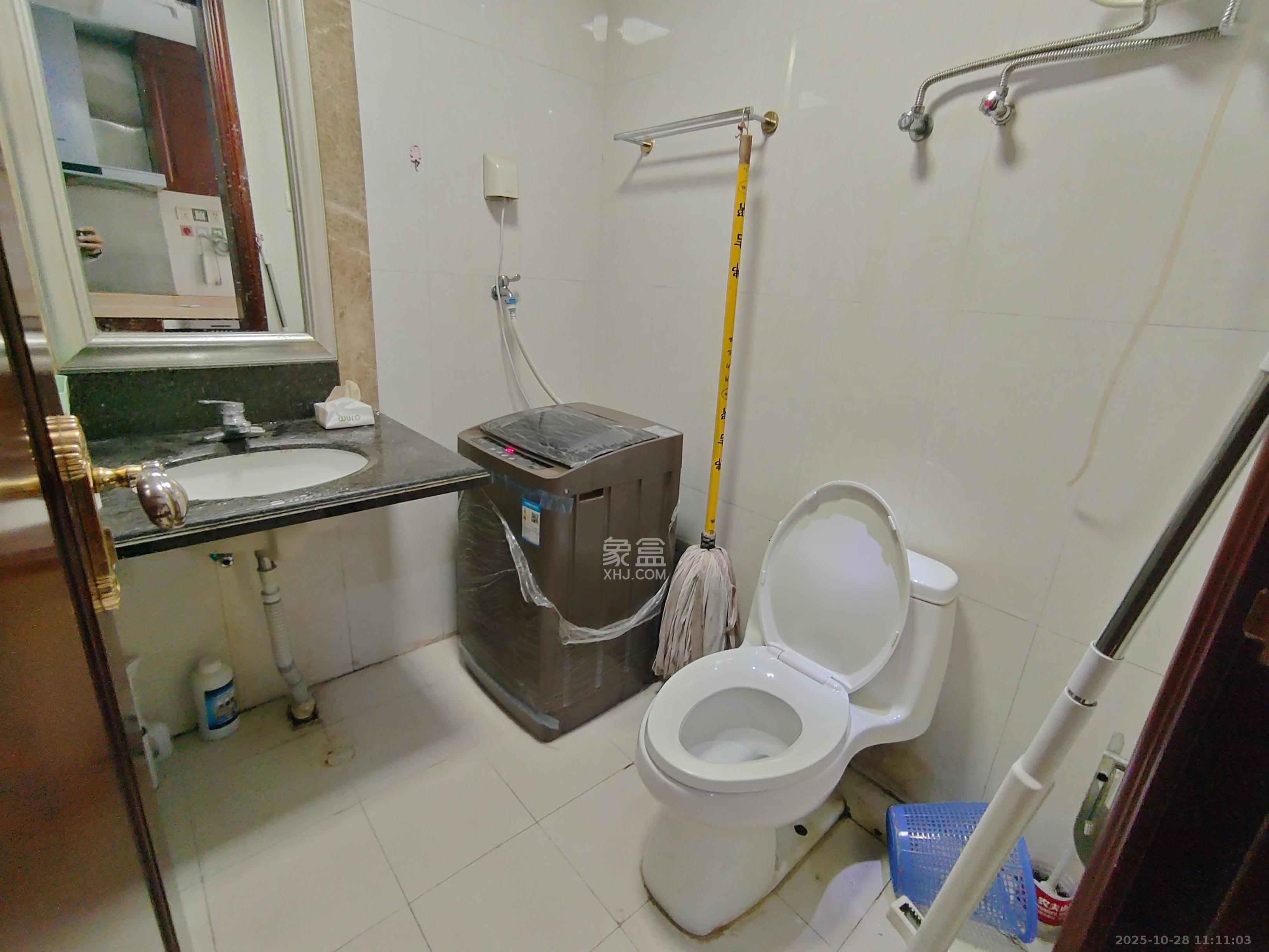 恒大华府  1室0厅1卫    1200.0元/月室内图