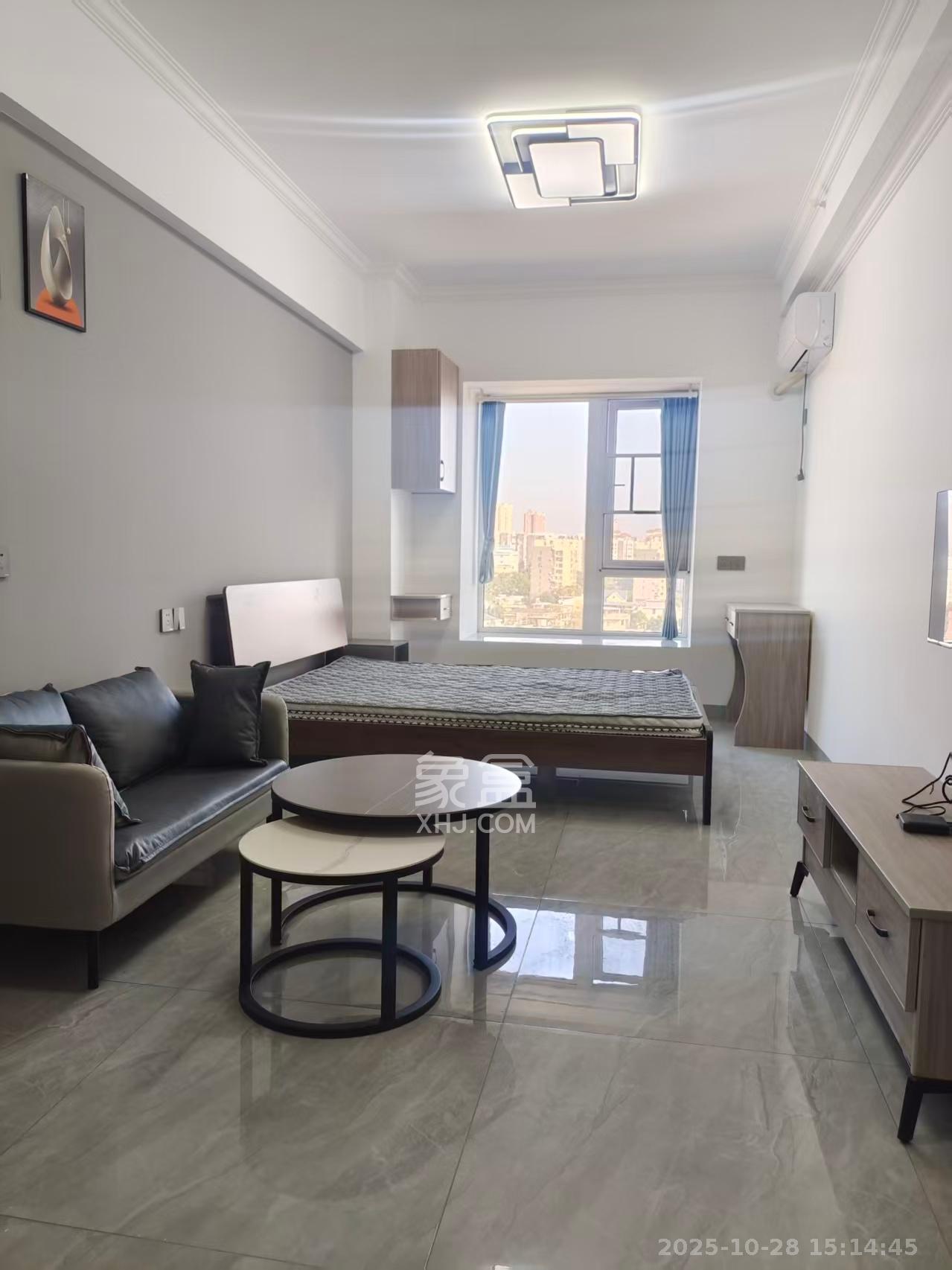 保利香槟国际  1室1厅1卫    1250.0元/月 保利香槟国际  1室1厅1卫    1250.0元/月室内图