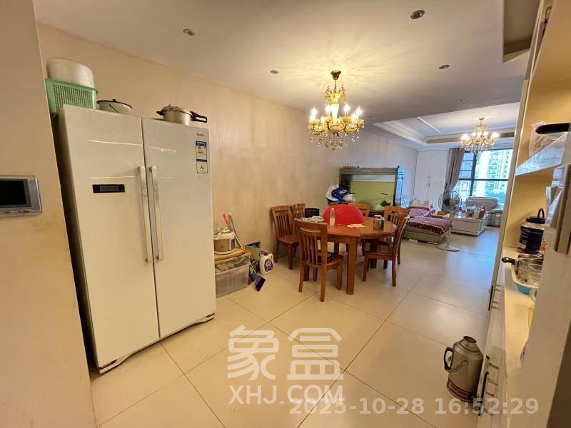 长盛岚庭  3室2厅2卫    2800.0元/月 长盛岚庭  3室2厅2卫    2800.0元/月室内图