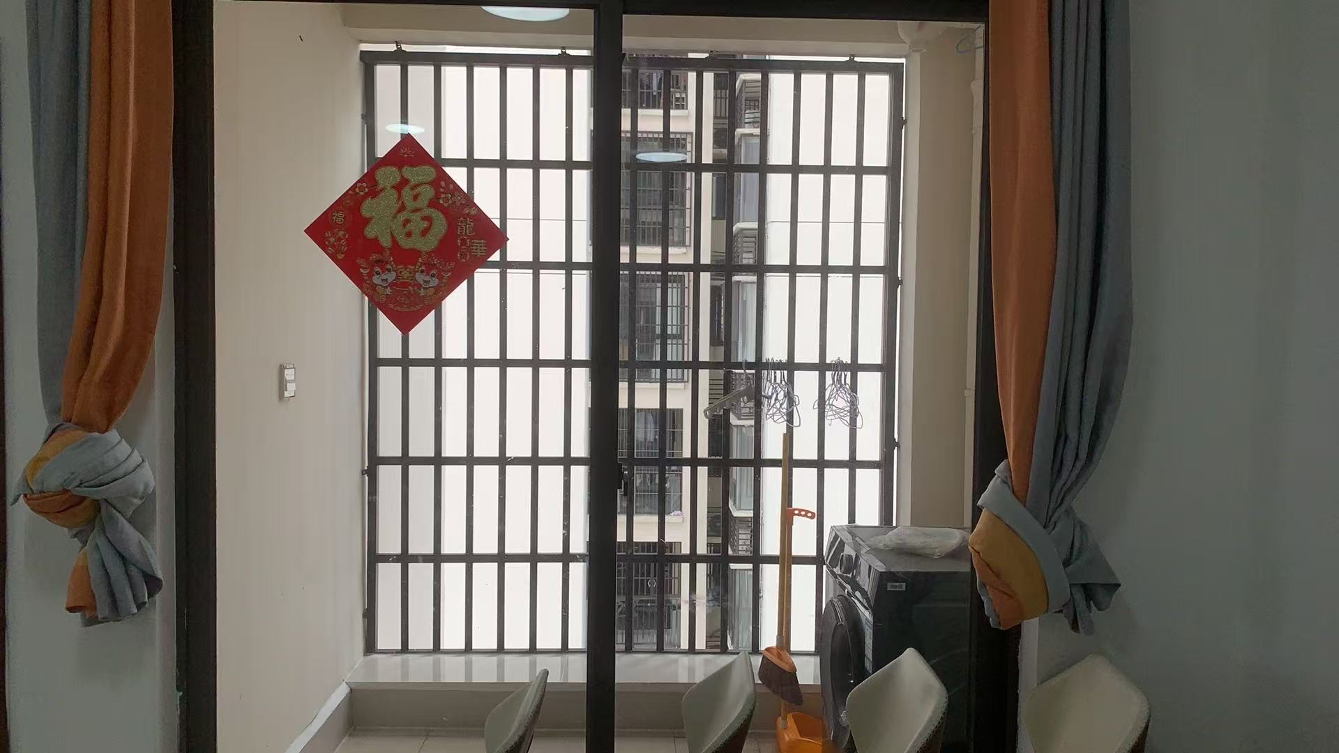 中交怡湖雅苑 2室2厅1卫 2500.0元/月 中交怡湖雅苑 2室2厅1卫 2500.0元/月室内图