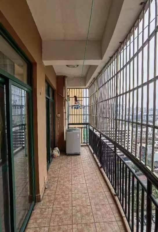 星华商厦  3室2厅2卫    3500.0元/月室内图