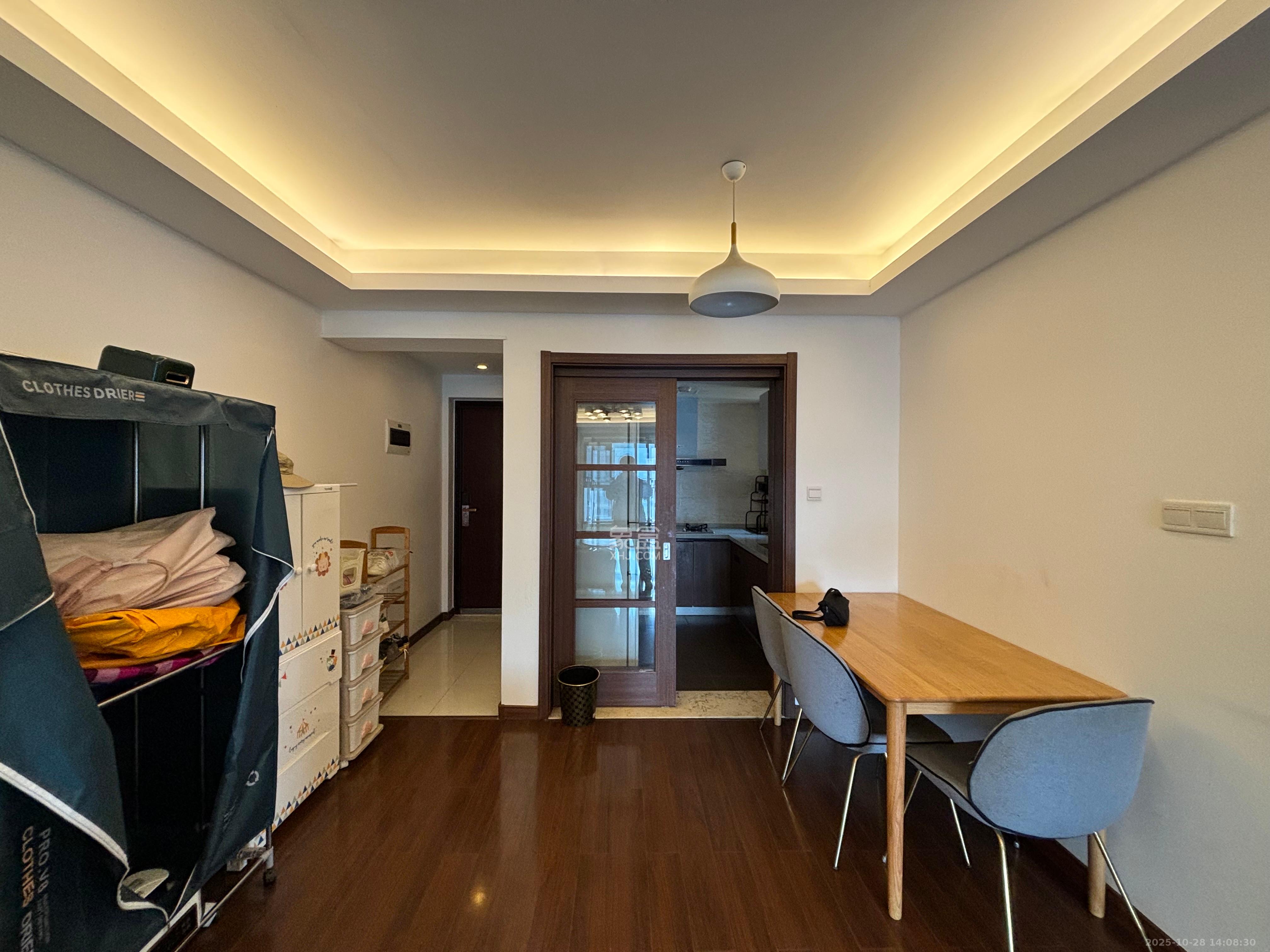 万科里金域滨江  3室2厅1卫    3600.0元/月室内图