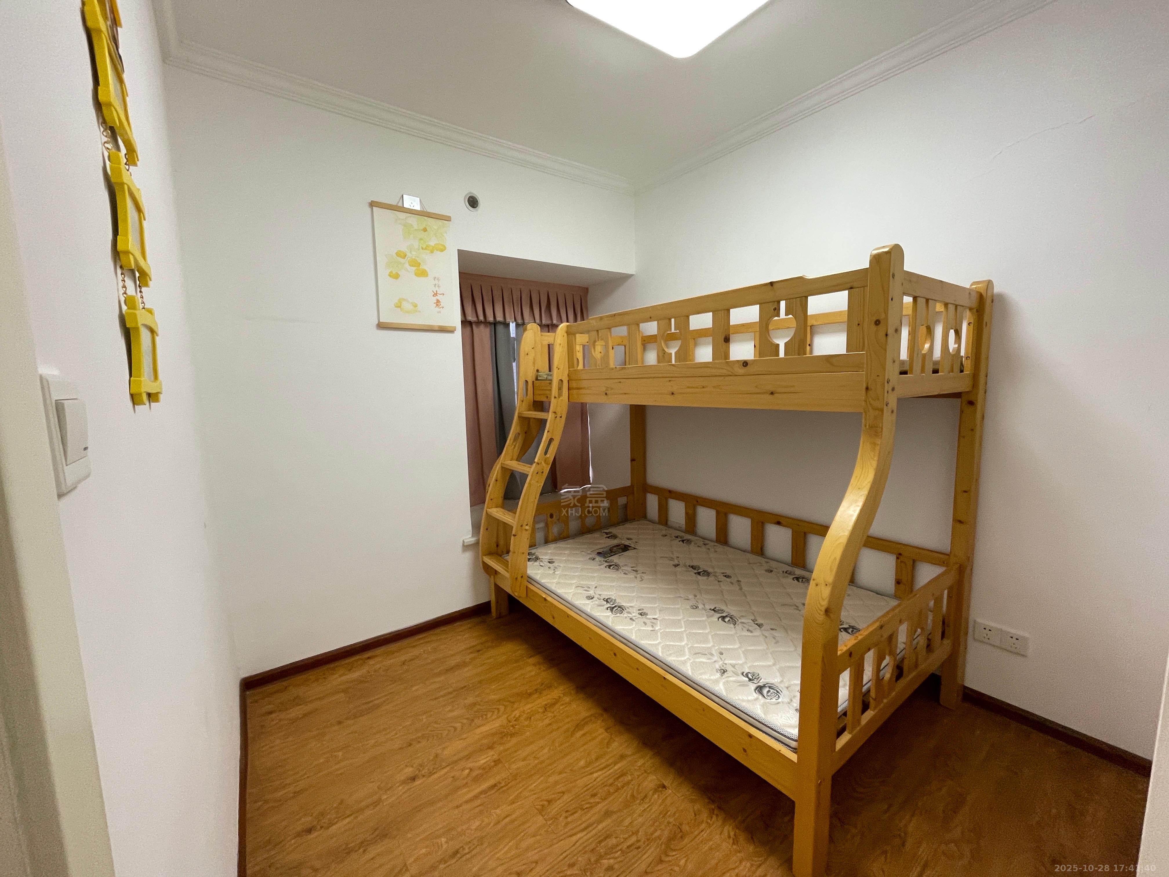 美的城三期 3室2厅2卫 1900.0元/月 美的城三期 3室2厅2卫 1900.0元/月室内图