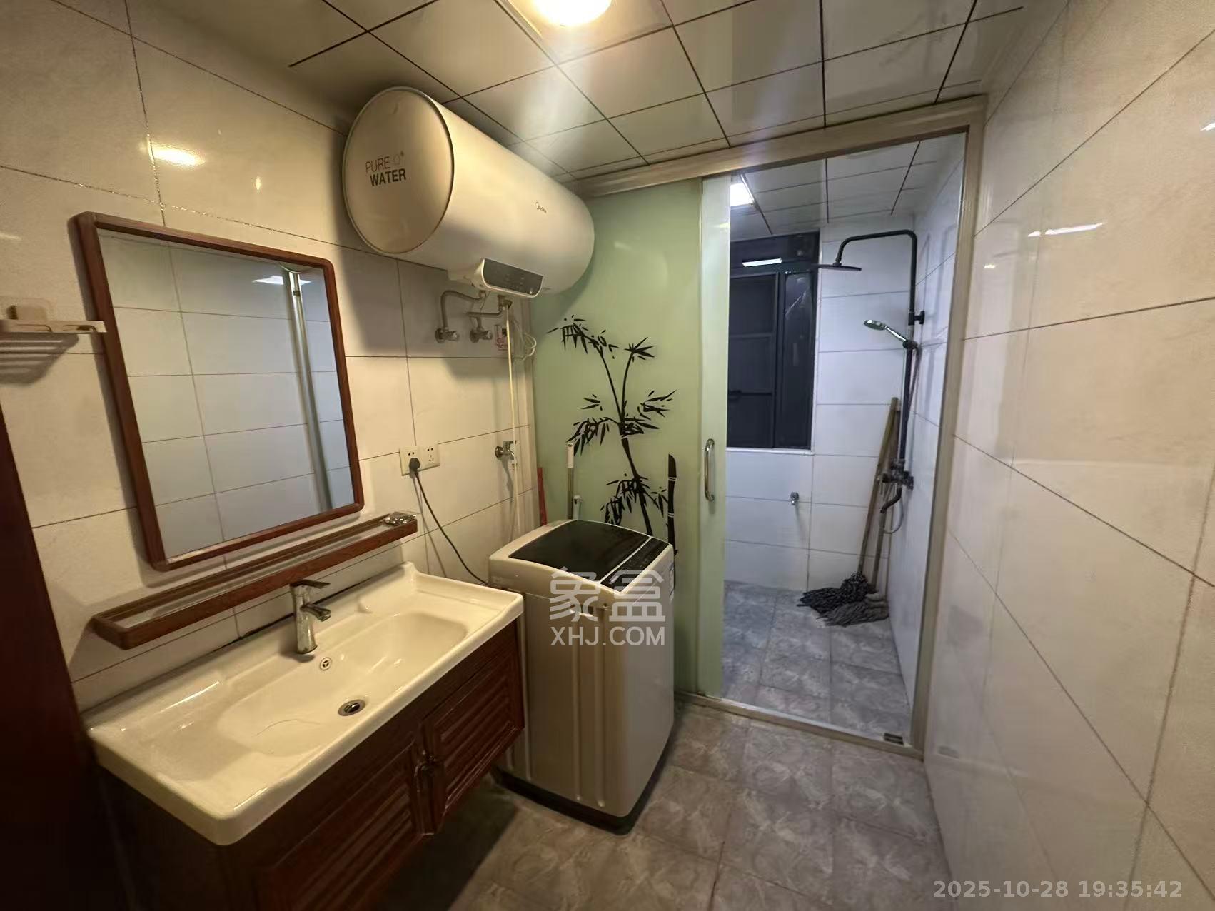 富洲滨江雅苑  3室2厅2卫    3900.0元/月室内图