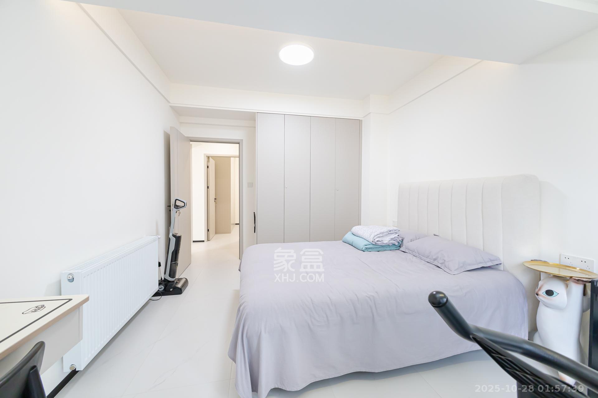 越秀湘江星汇城二期  4室2厅2卫    129.0万卧室