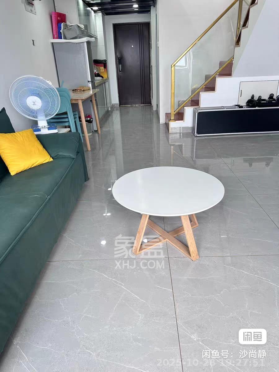 华润置地广场二期  2室0厅0卫    1800.0元/月 华润置地广场二期  2室0厅0卫    1800.0元/月室内图