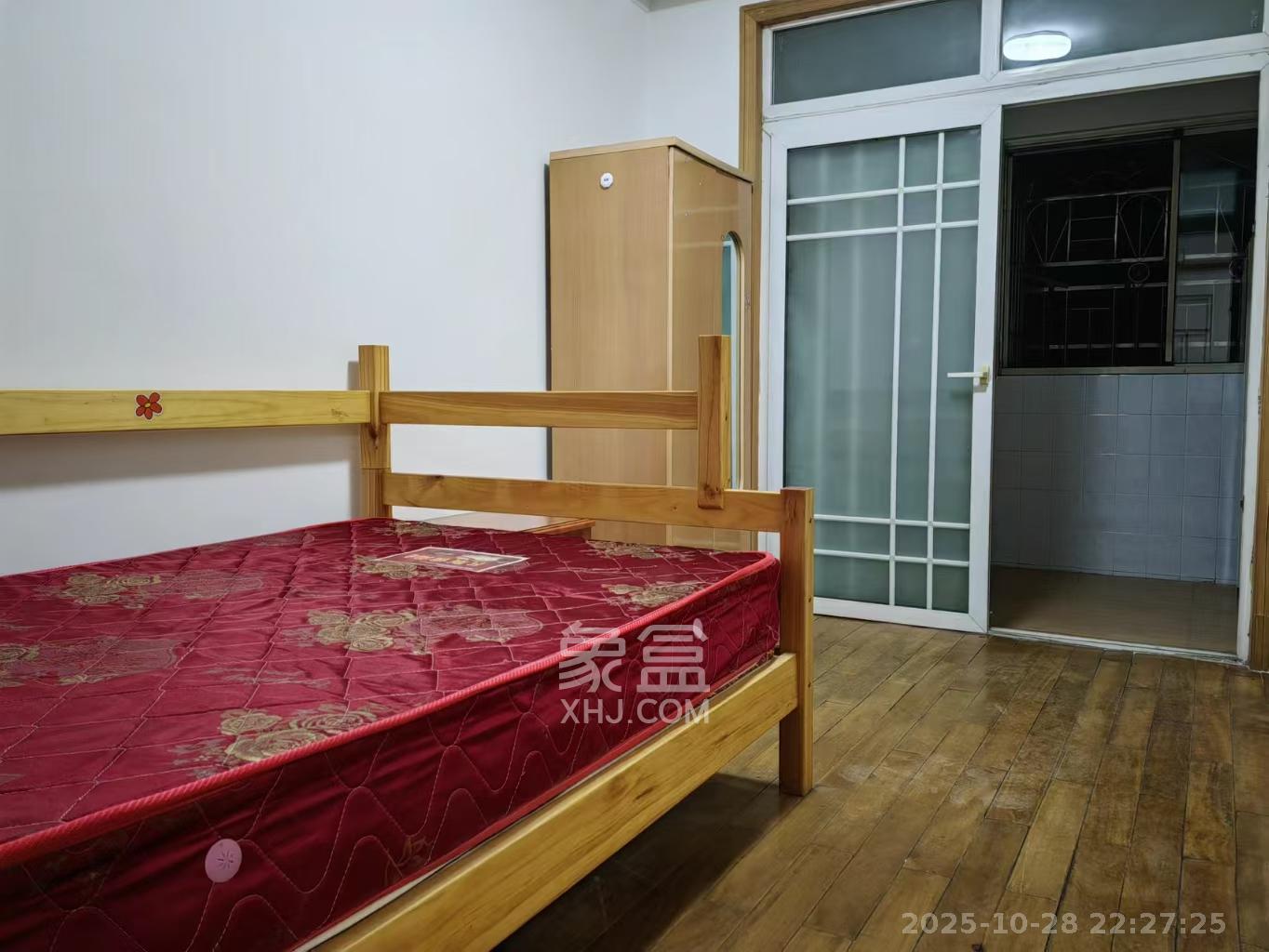 长沙师范教职工宿舍  2室2厅1卫    2100.0元/月室内图