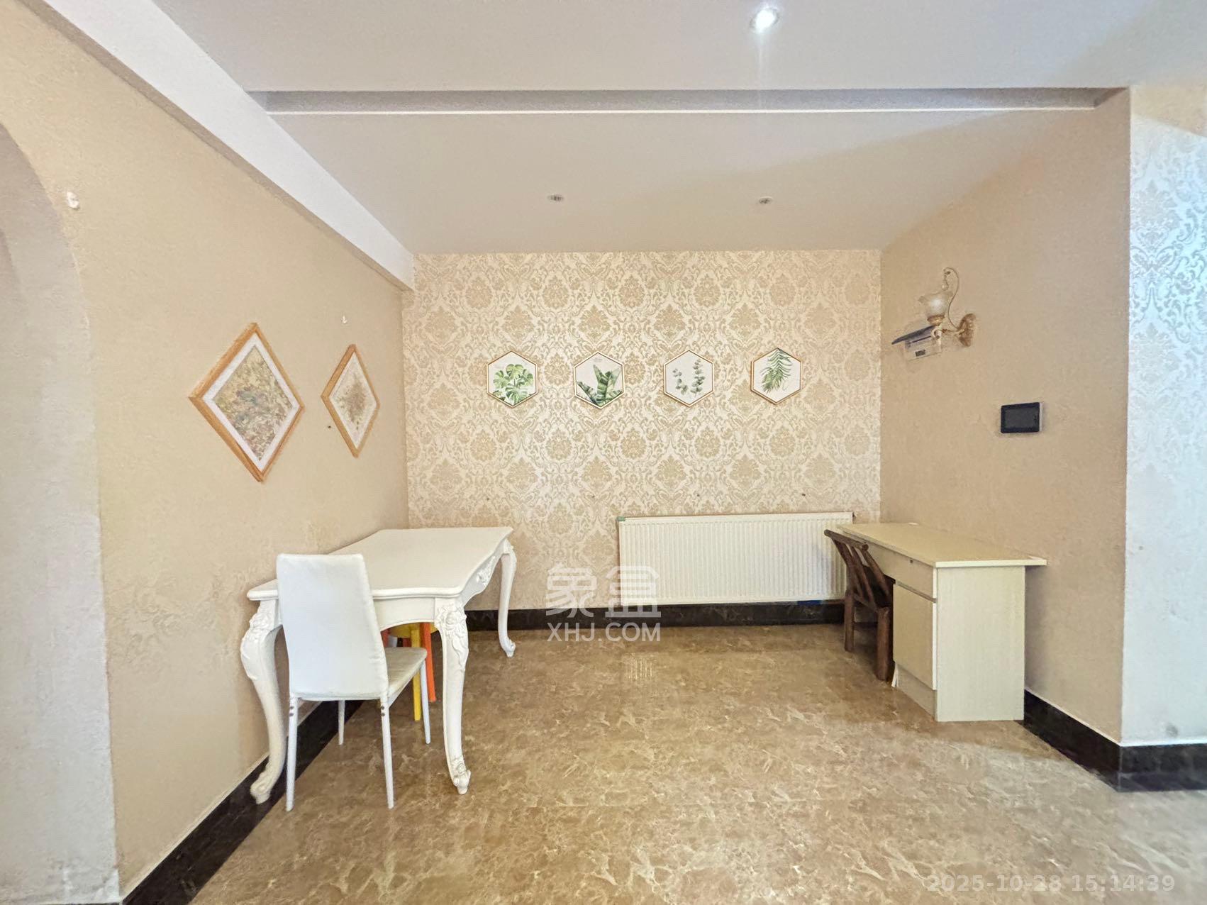 建发汇金国际  2室2厅1卫    2500.0元/月 建发汇金国际  2室2厅1卫    2500.0元/月室内图