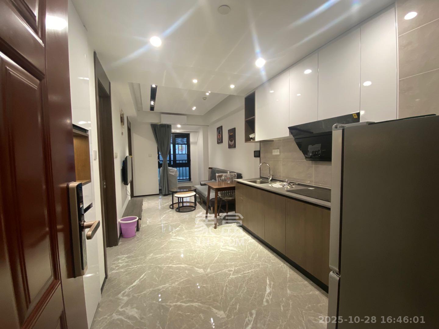 万科魅力之城  1室1厅1卫    2000.0元/月 万科魅力之城  1室1厅1卫    2000.0元/月室内图