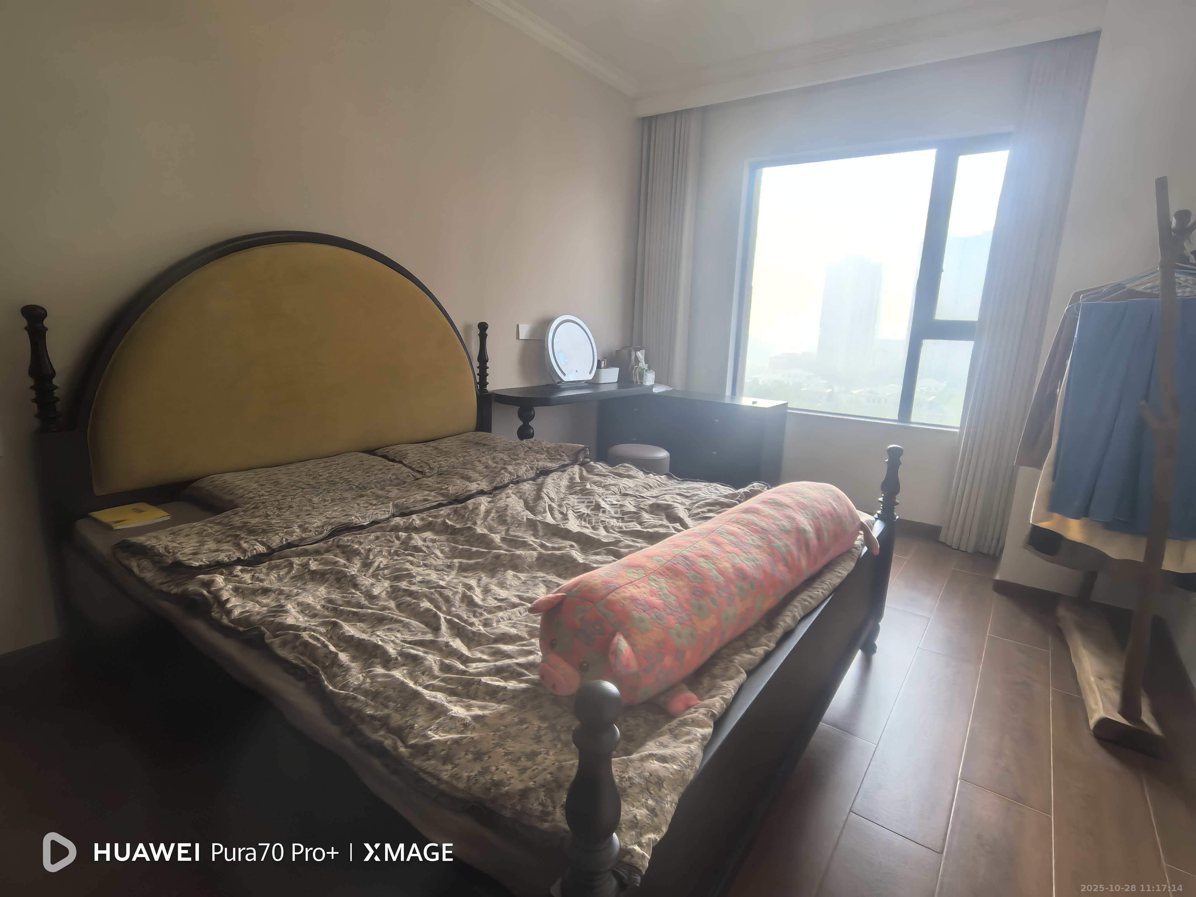 三一街区  2室2厅1卫    1800.0元/月 三一街区  2室2厅1卫    1800.0元/月室内图