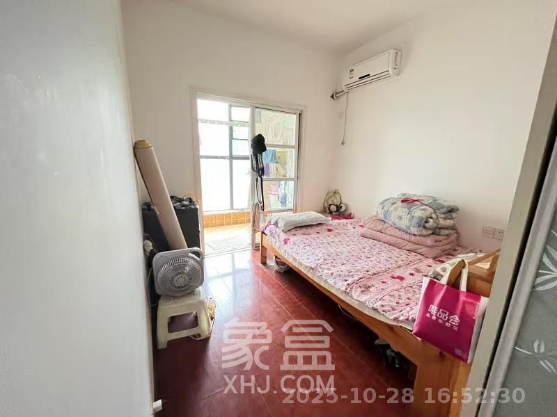 长盛岚庭  3室2厅2卫    2800.0元/月 长盛岚庭  3室2厅2卫    2800.0元/月室内图