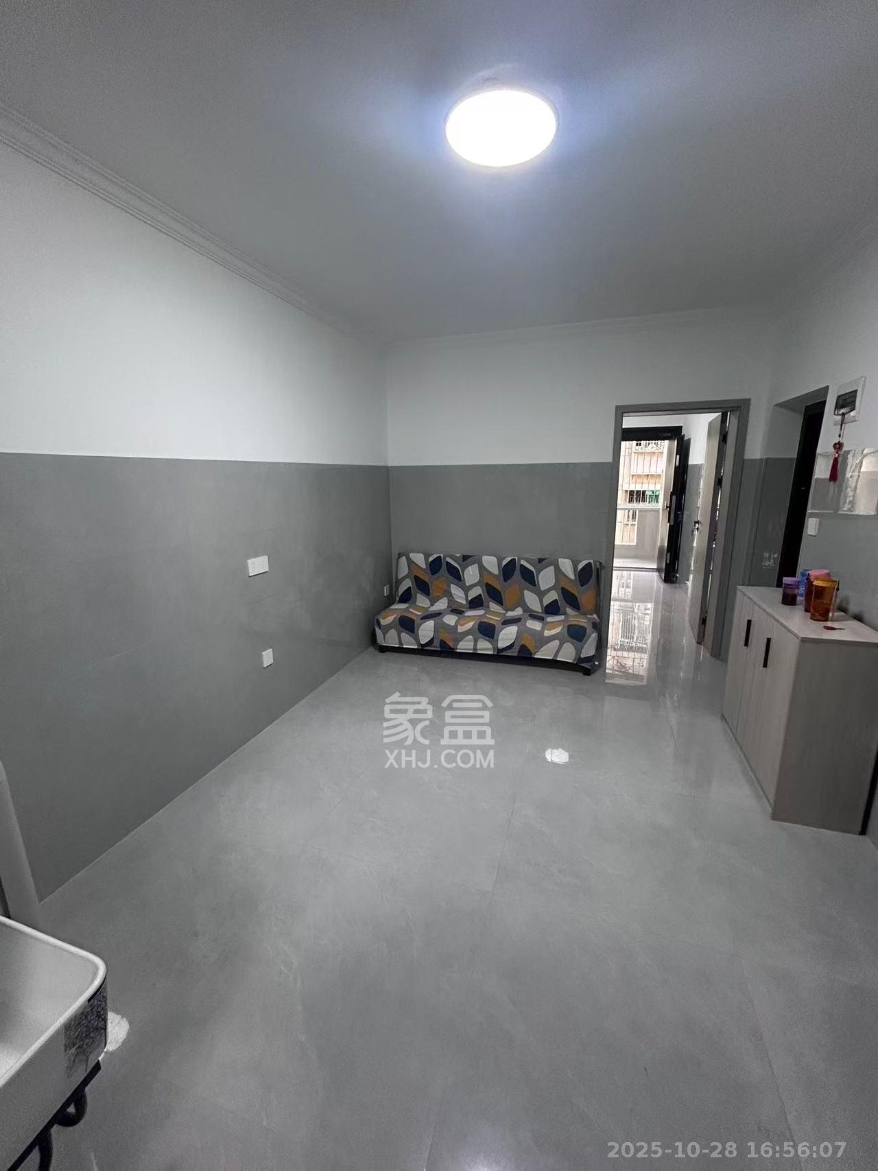 静谧园  1室1厅1卫    1500.0元/月 静谧园  1室1厅1卫    1500.0元/月室内图