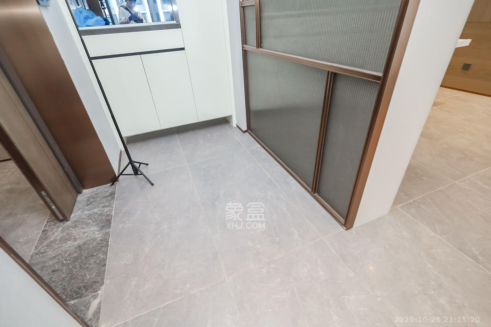 长沙悦府（华润万象城）  3室2厅3卫    11800.0元/月室内图