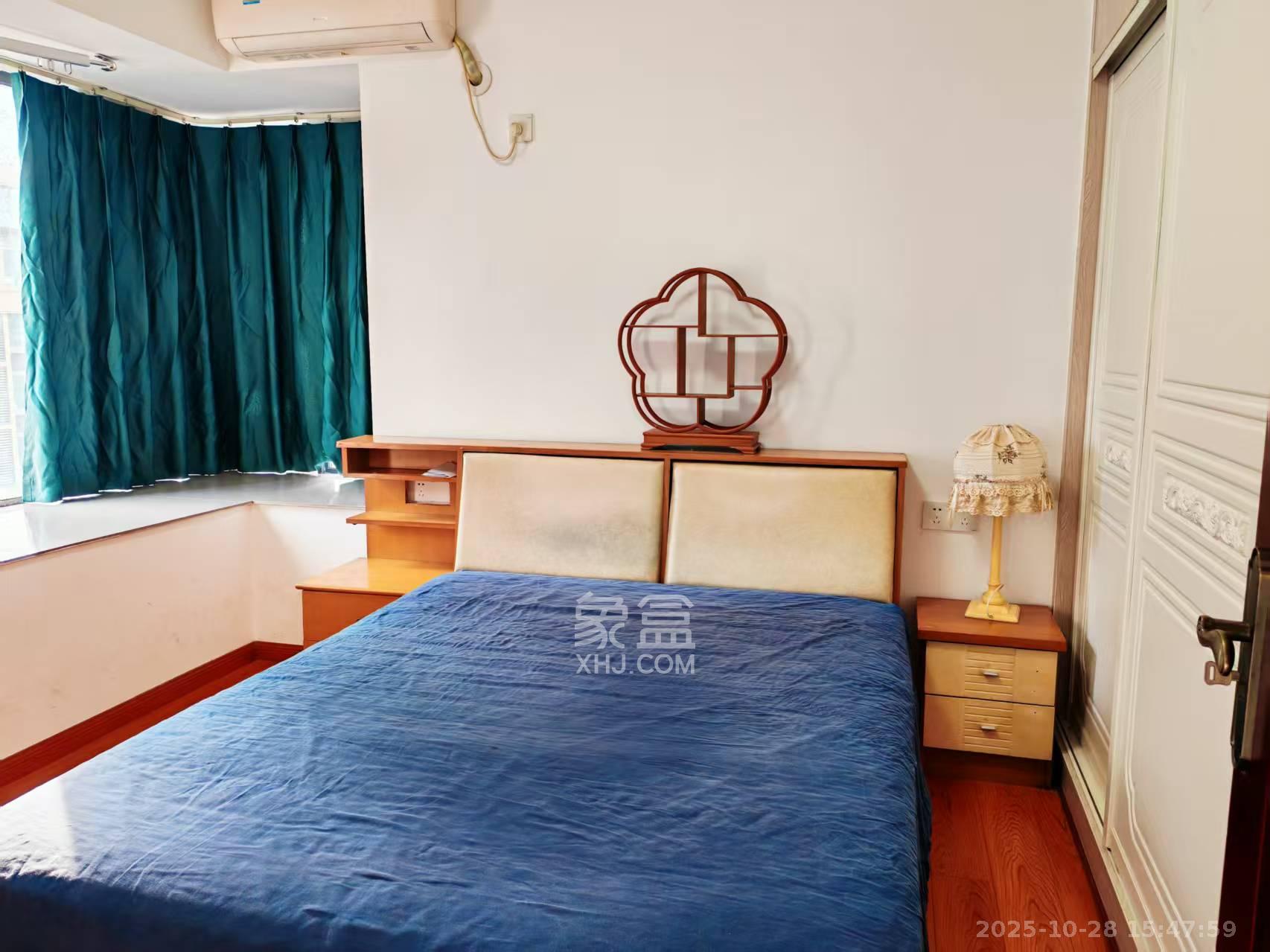 天健城  3室2厅1卫    3500.0元/月室内图