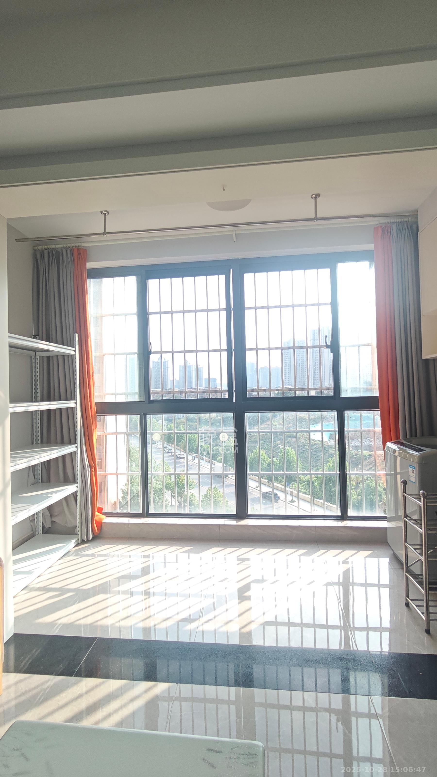 朝正美苑  2室1厅1卫    2100.0元/月室内图