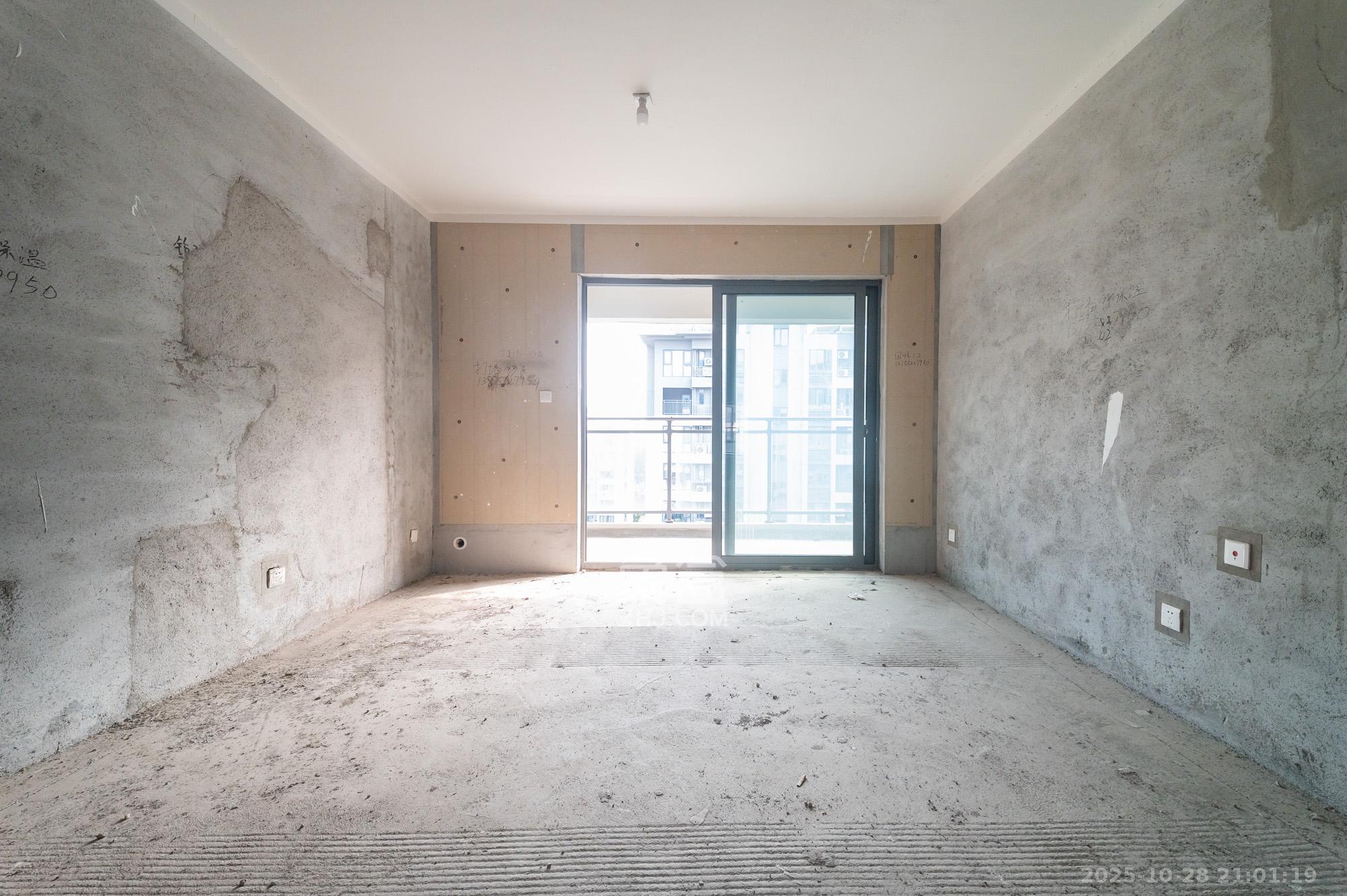 金辉优步星樾  4室2厅2卫    109.5万