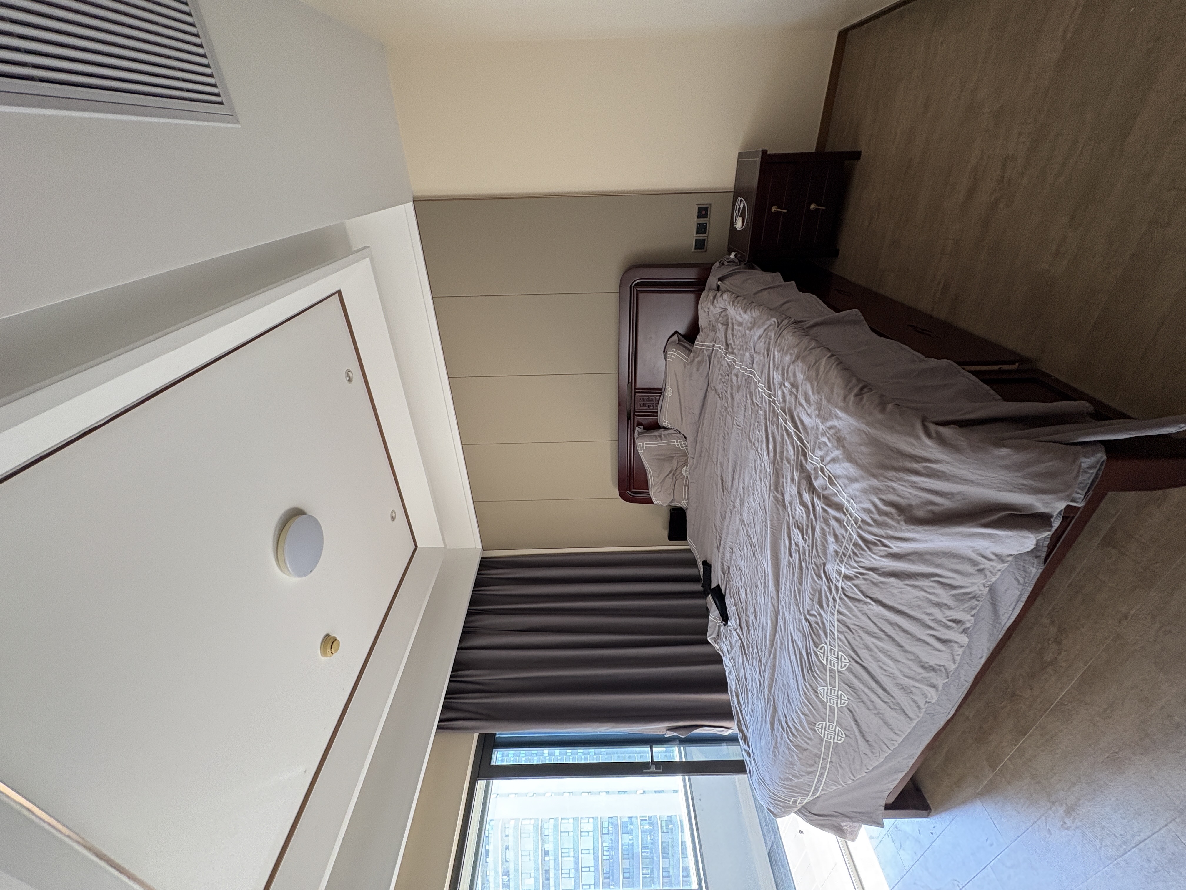 融创观澜湖公园壹号一期  3室2厅2卫    2900.0元/月室内图