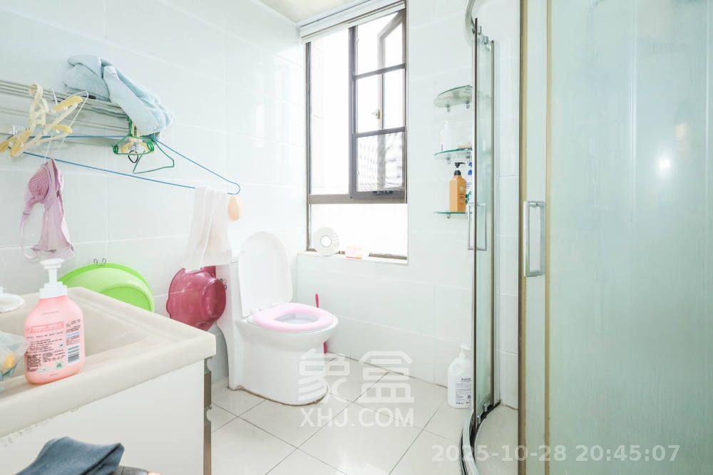 金茂梅溪湖  1室0厅0卫    3500.0元/月 金茂梅溪湖  1室0厅0卫    3500.0元/月室内图