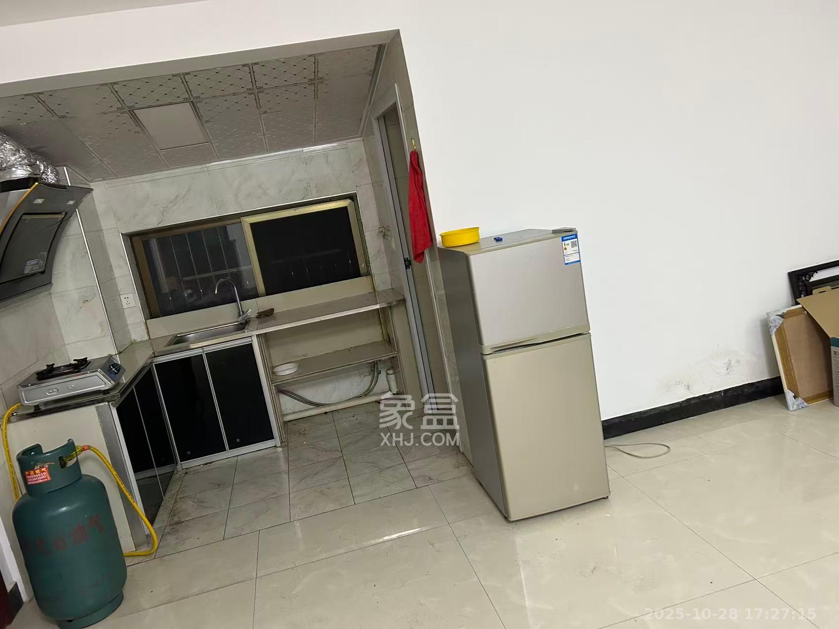 龙塘安置区（龙塘小区）  3室2厅1卫    900.0元/月室内图