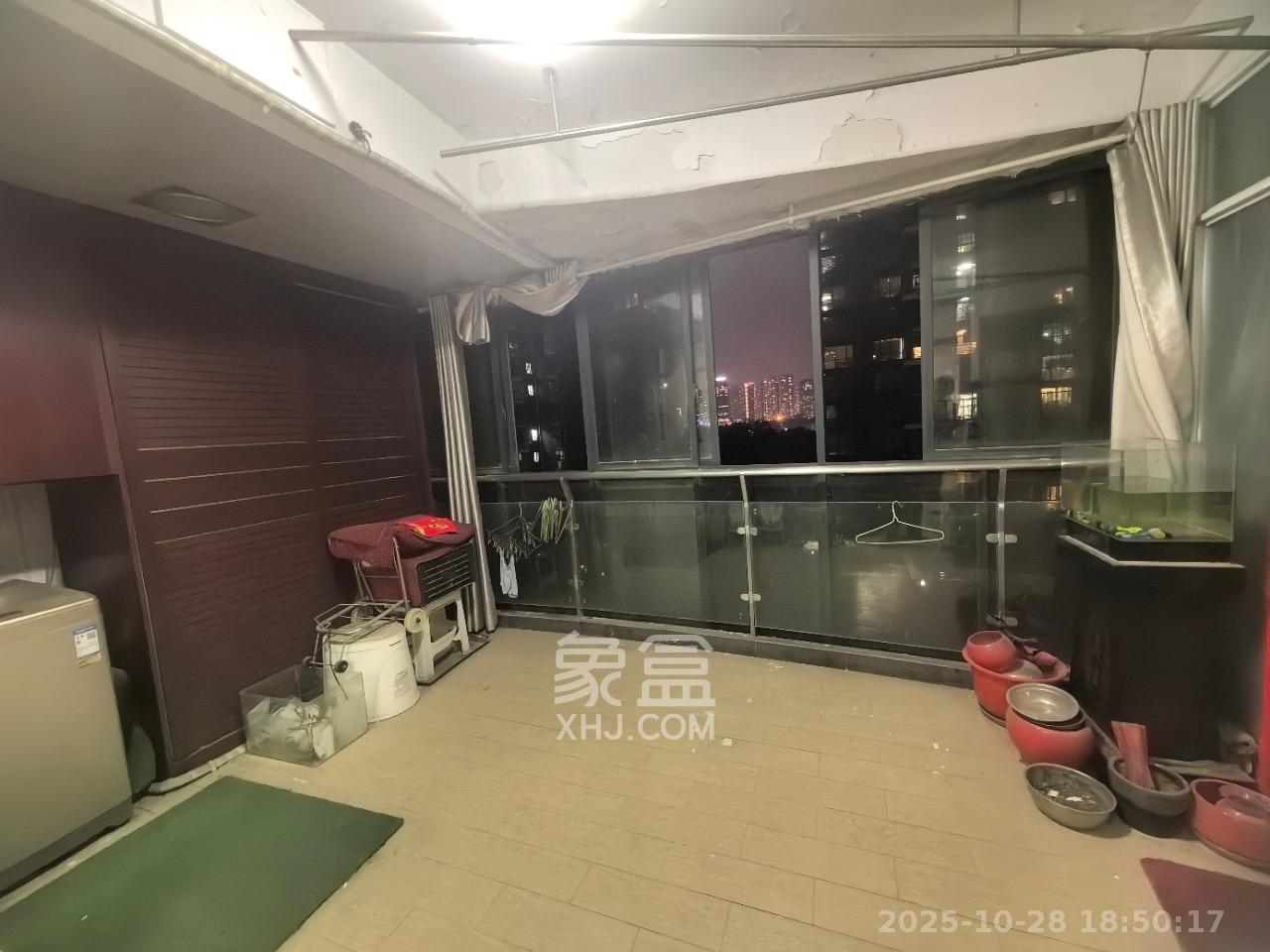 华盛新外滩 3室2厅1卫 2980.0元/月 华盛新外滩 3室2厅1卫 2980.0元/月室内图