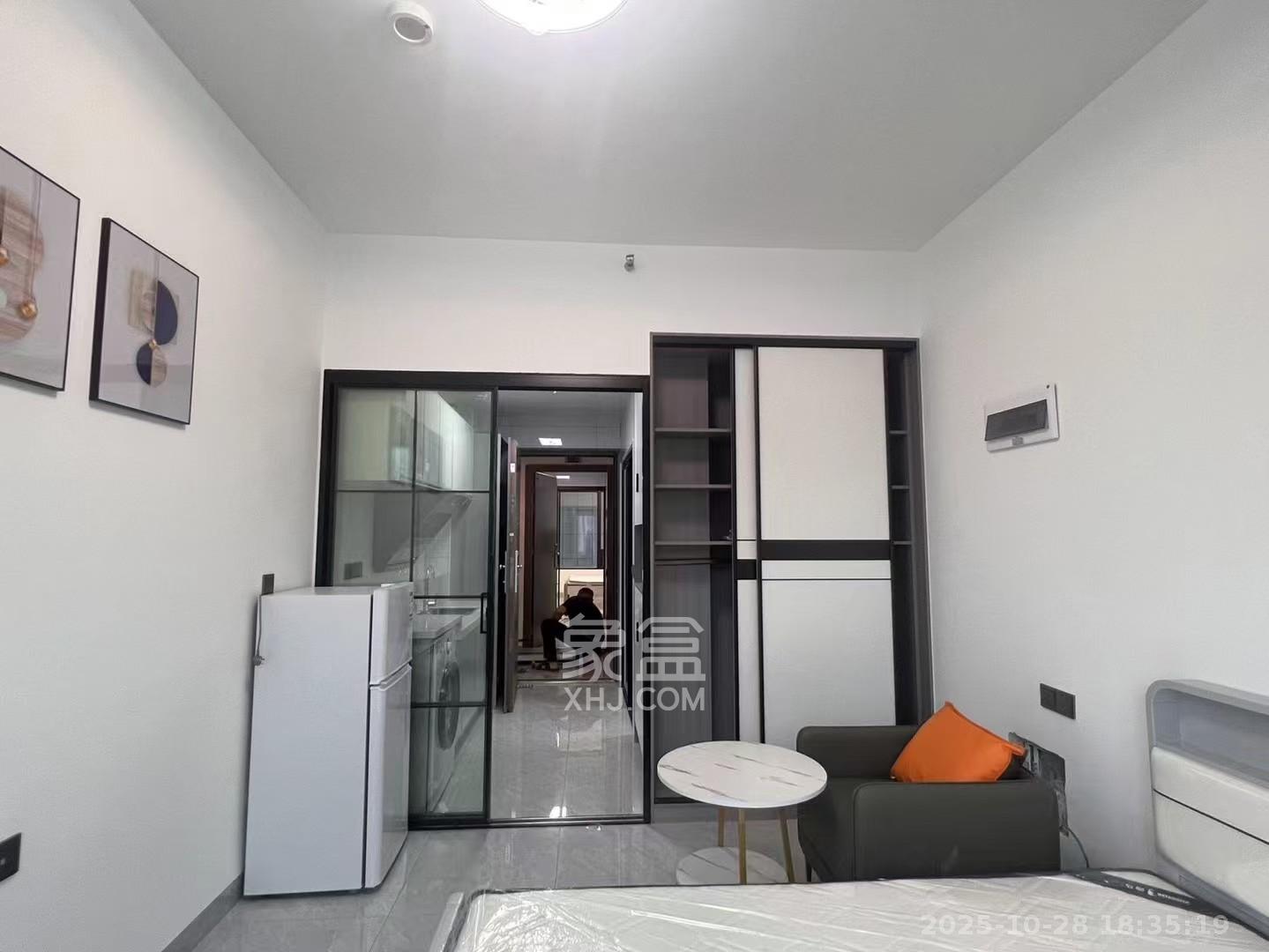 新城悦隽公园  1室0厅0卫    1200.0元/月 新城悦隽公园  1室0厅0卫    1200.0元/月室内图