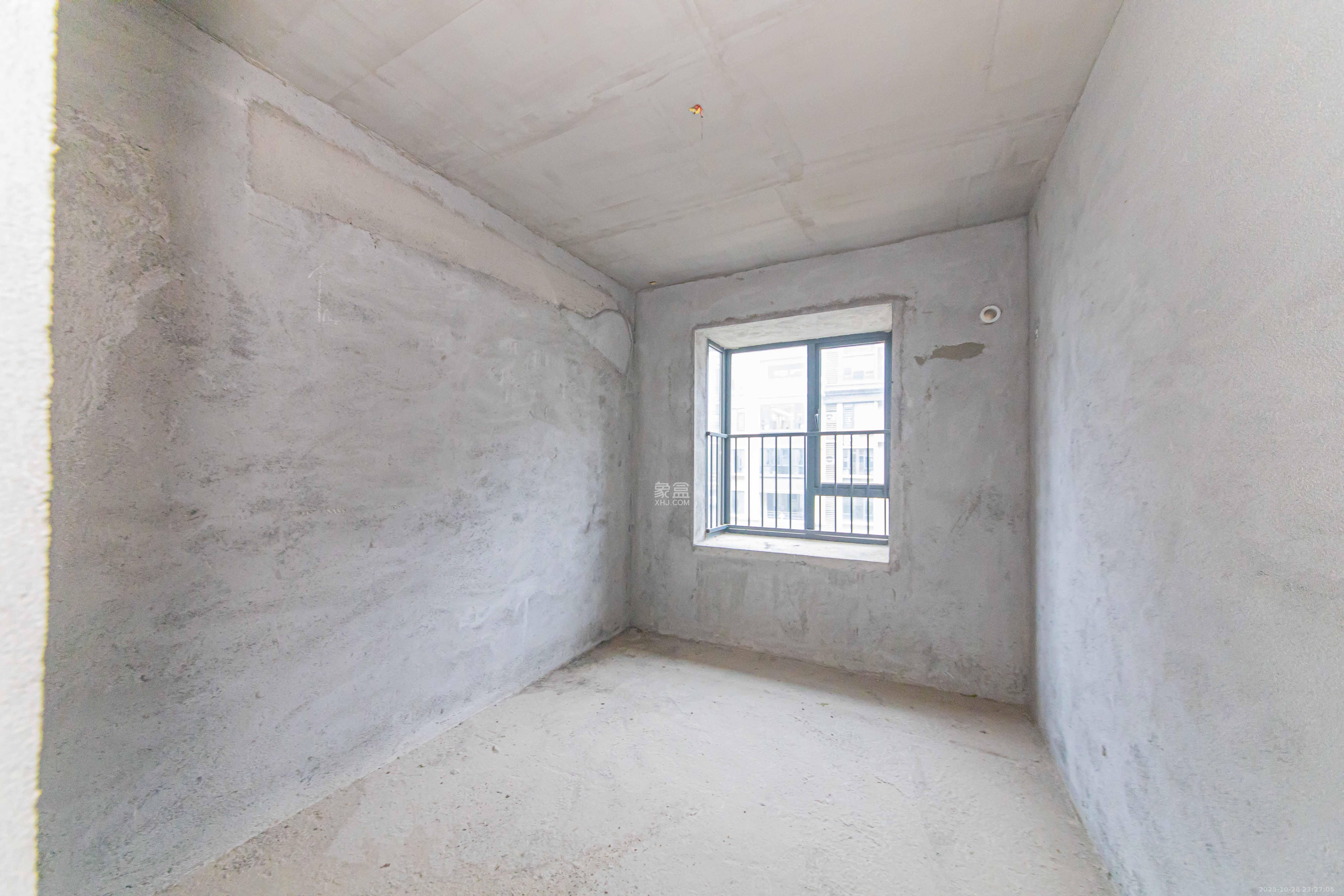 和泓融成府  3室2厅1卫    132.0万 和泓融成府  3室2厅1卫    132.0万卧室