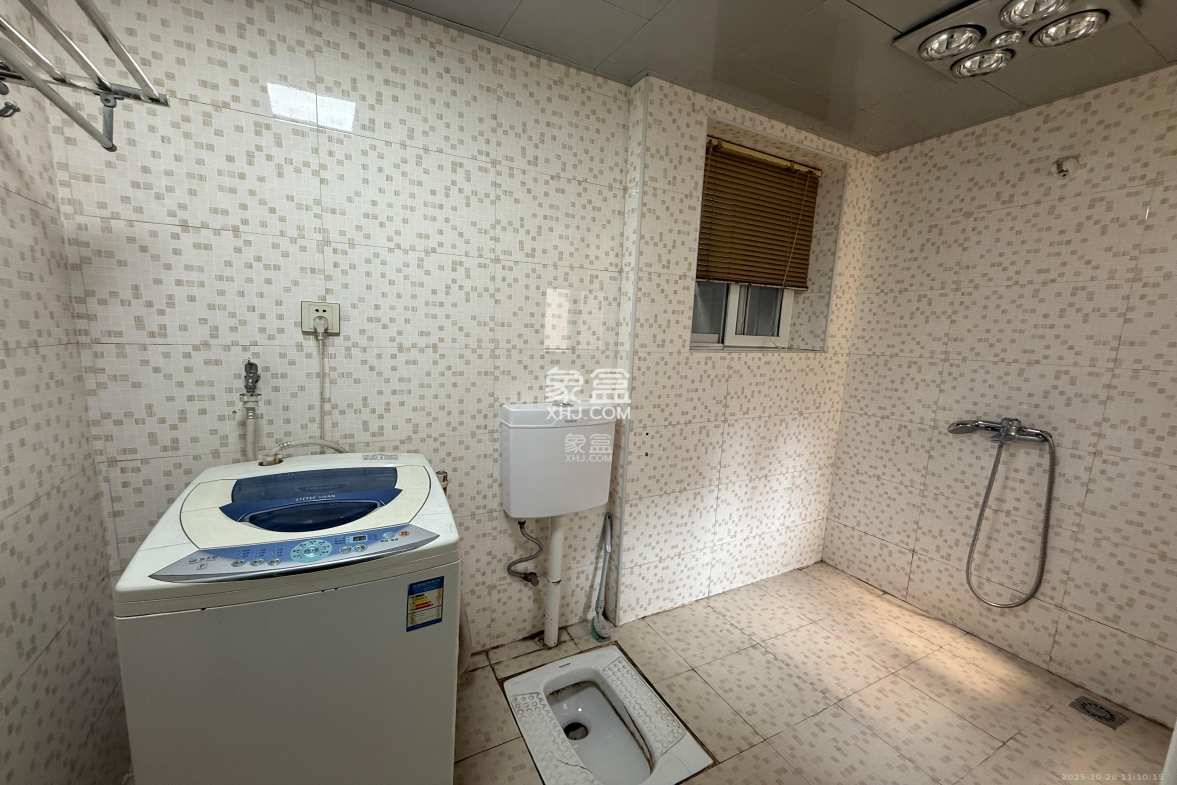 月湖兰庭  1室1厅1卫    2000.0元/月 月湖兰庭  1室1厅1卫    2000.0元/月室内图