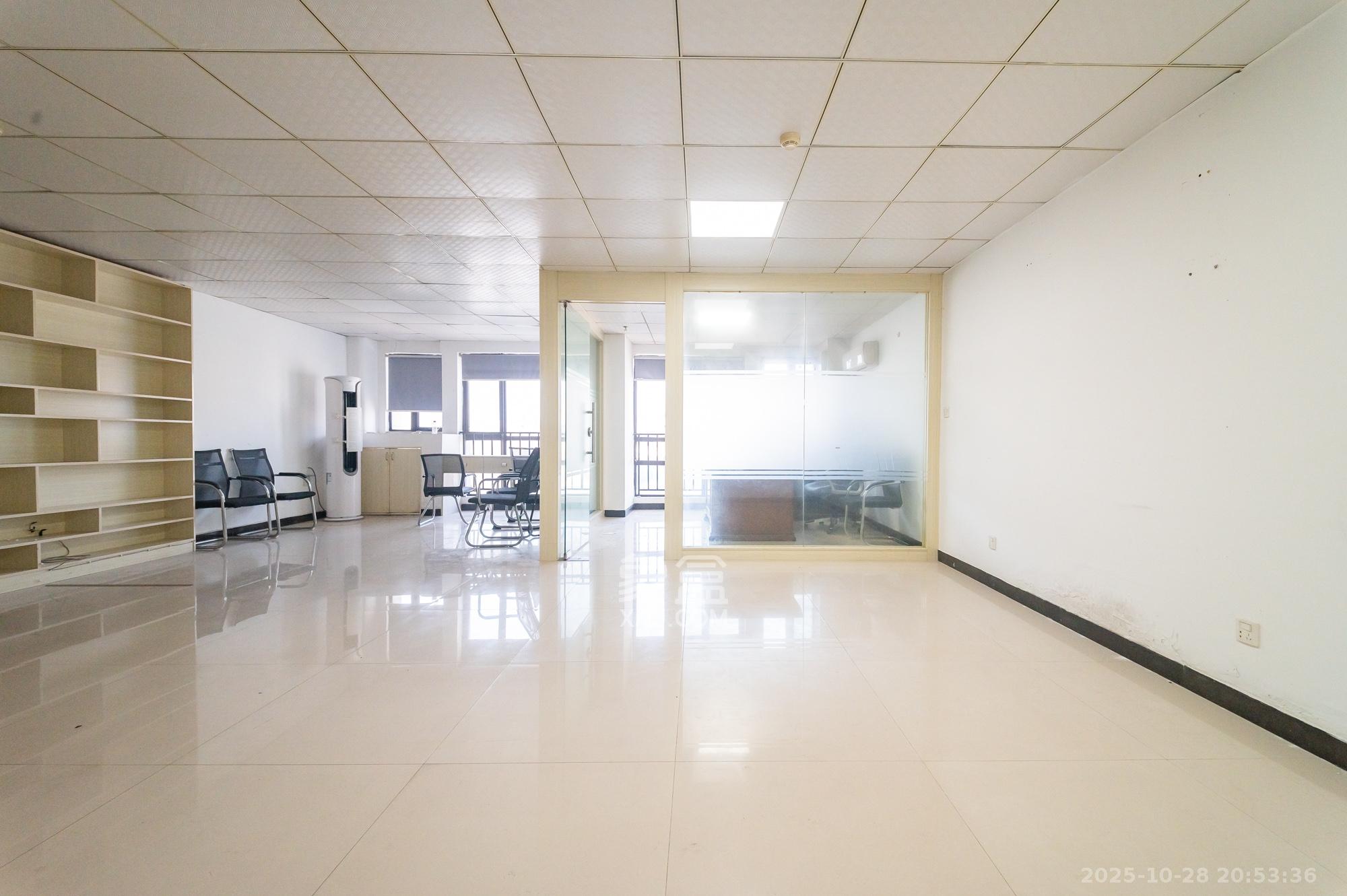 博雅例外  1室1厅1卫    17.5万客厅