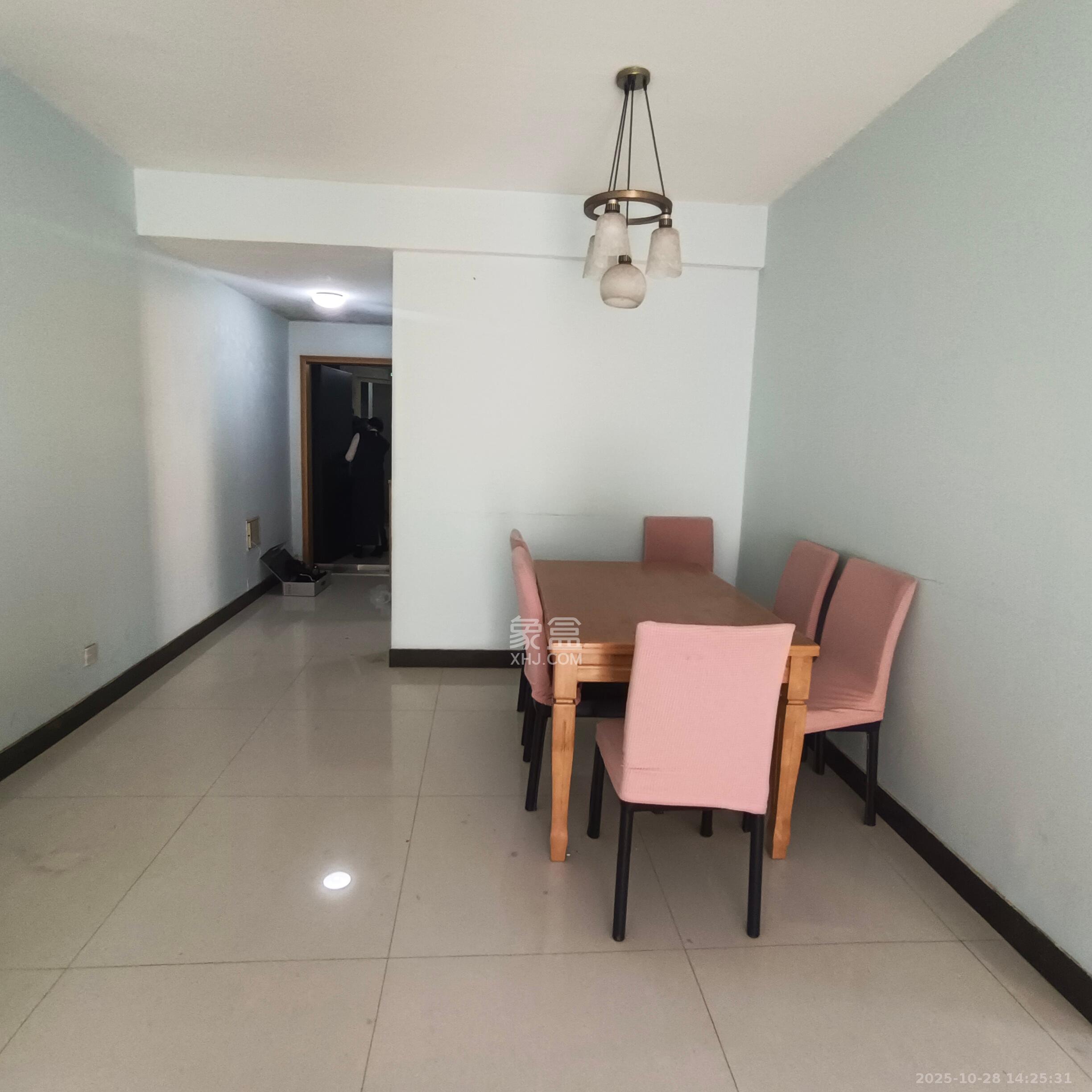 绿洲花园 2室1厅1卫 2200.0元/月 绿洲花园 2室1厅1卫 2200.0元/月室内图