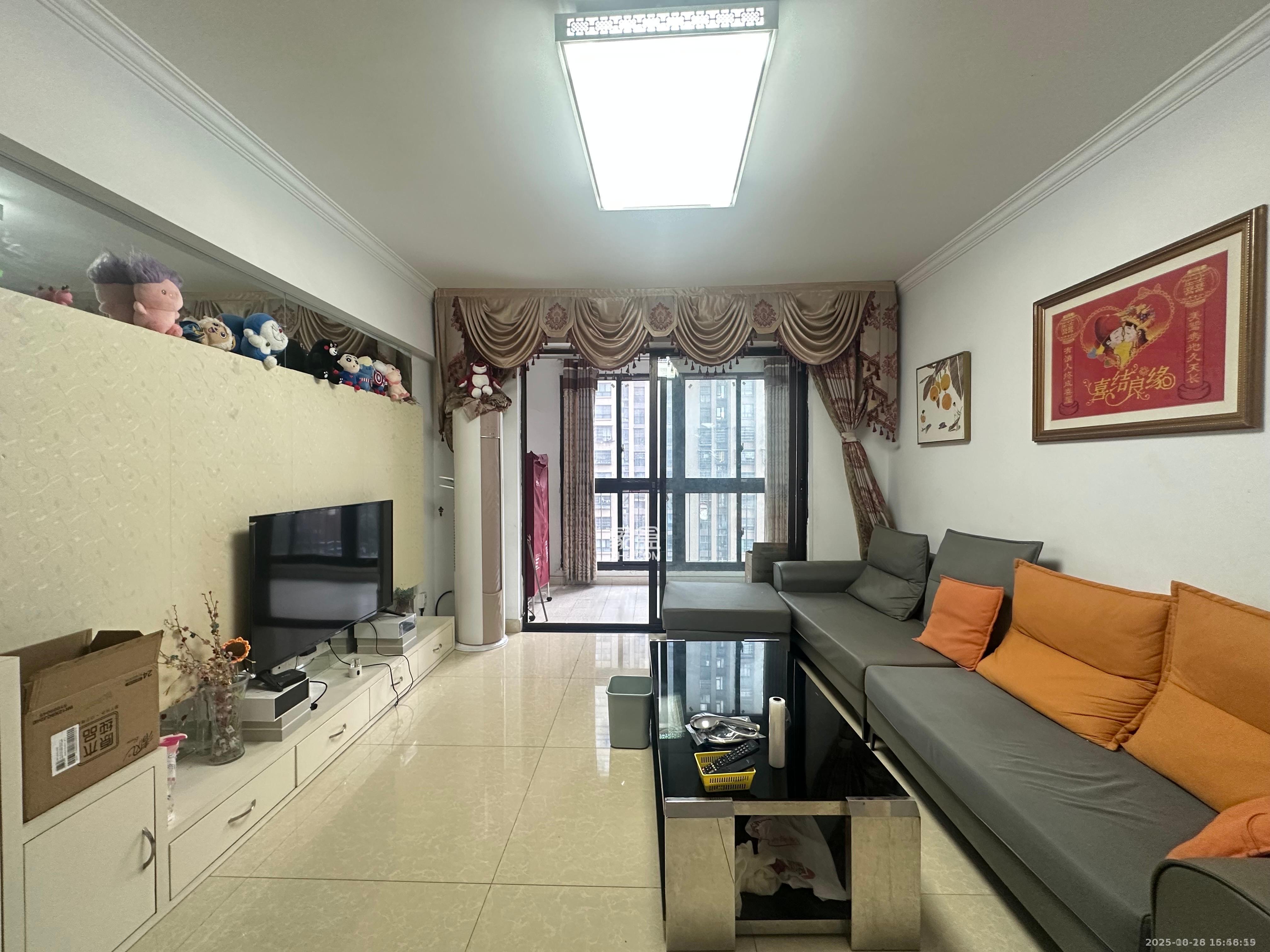 华润凤凰城三期  3室2厅1卫    2000.0元/月 华润凤凰城三期  3室2厅1卫    2000.0元/月室内图