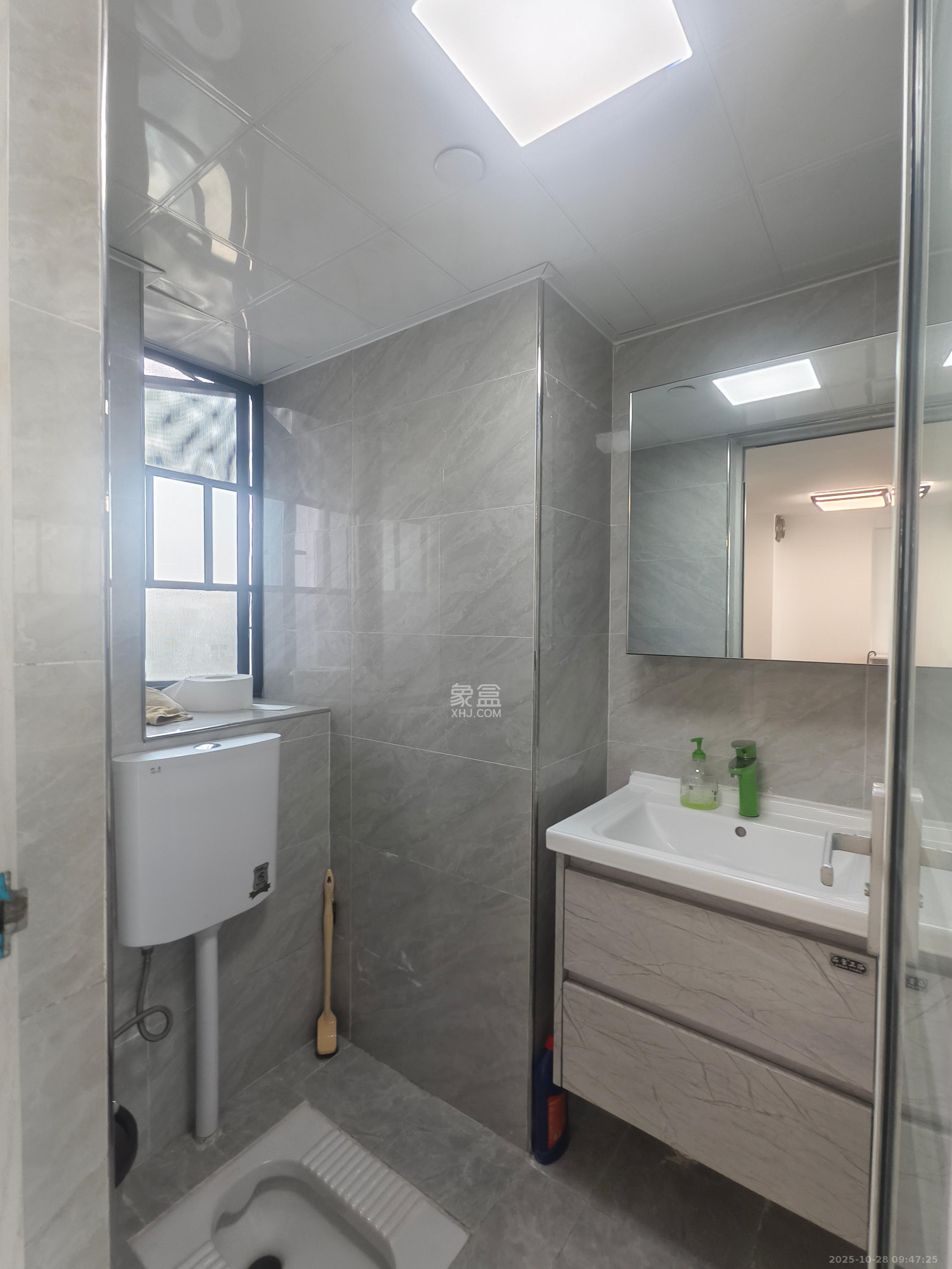 润和国际广场  1室1厅1卫    3500.0元/月 润和国际广场  1室1厅1卫    3500.0元/月室内图